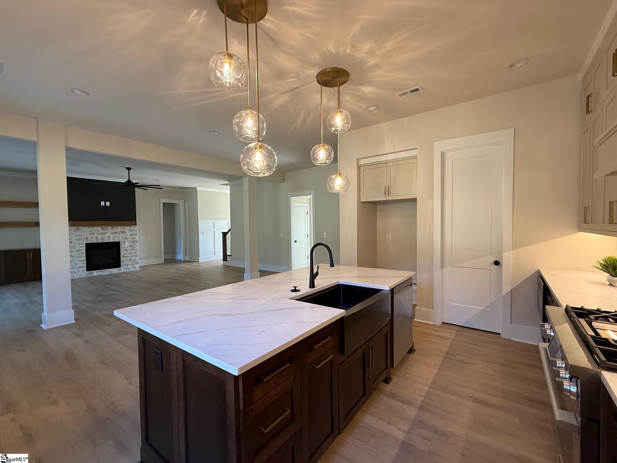 MLS #1563814 image #6