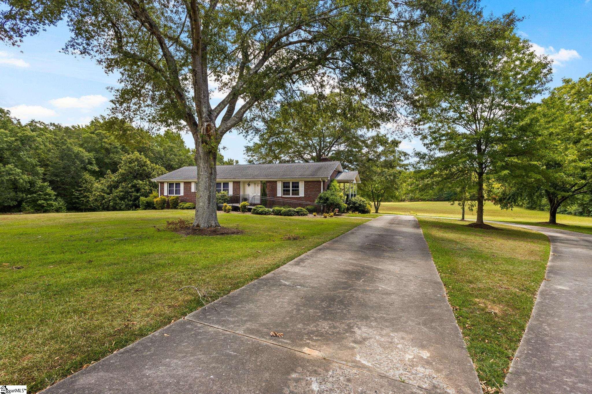 MLS #1563917 image #1