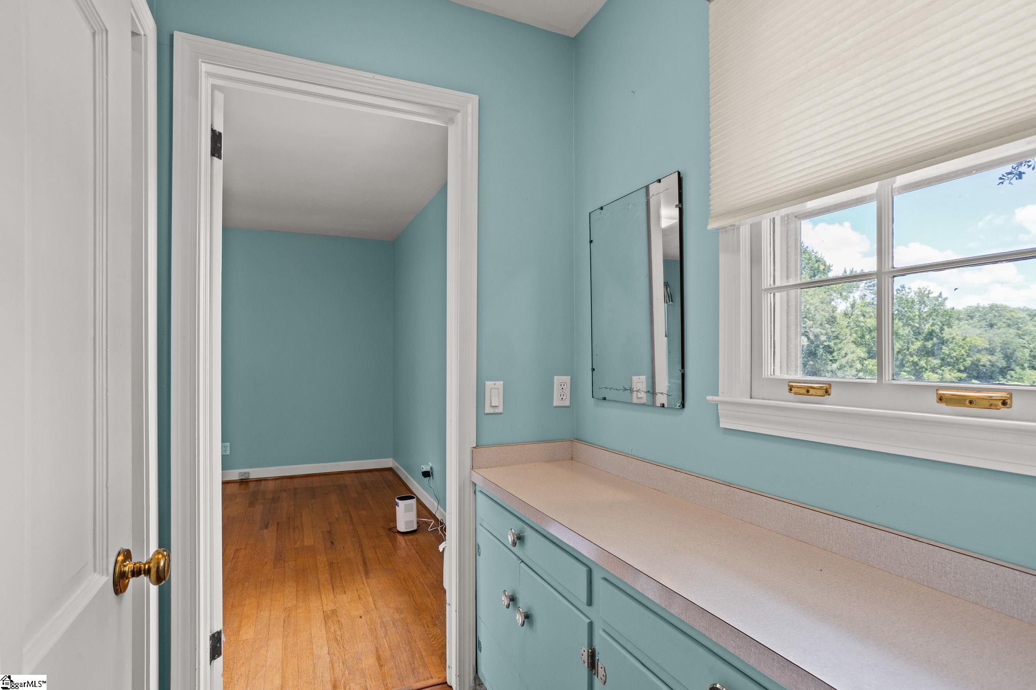 MLS #1563917 image #34