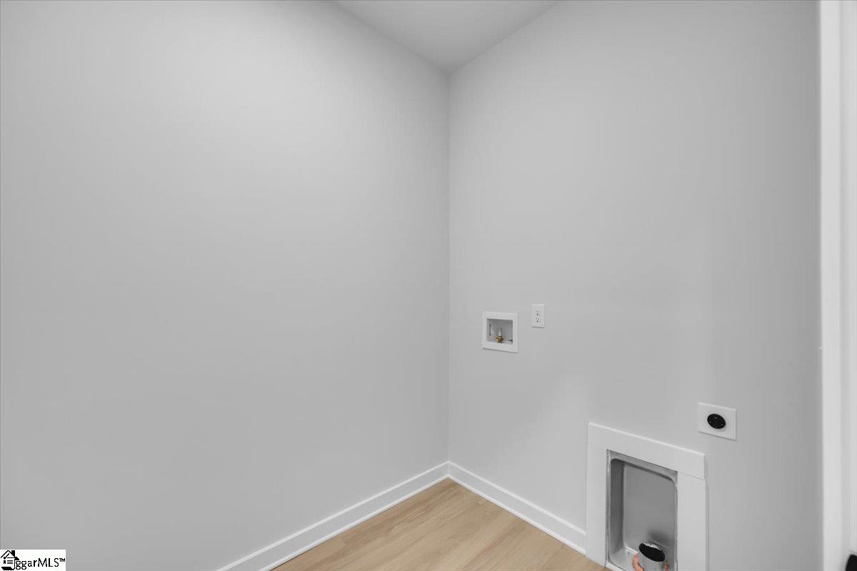 MLS #1563936 image #33