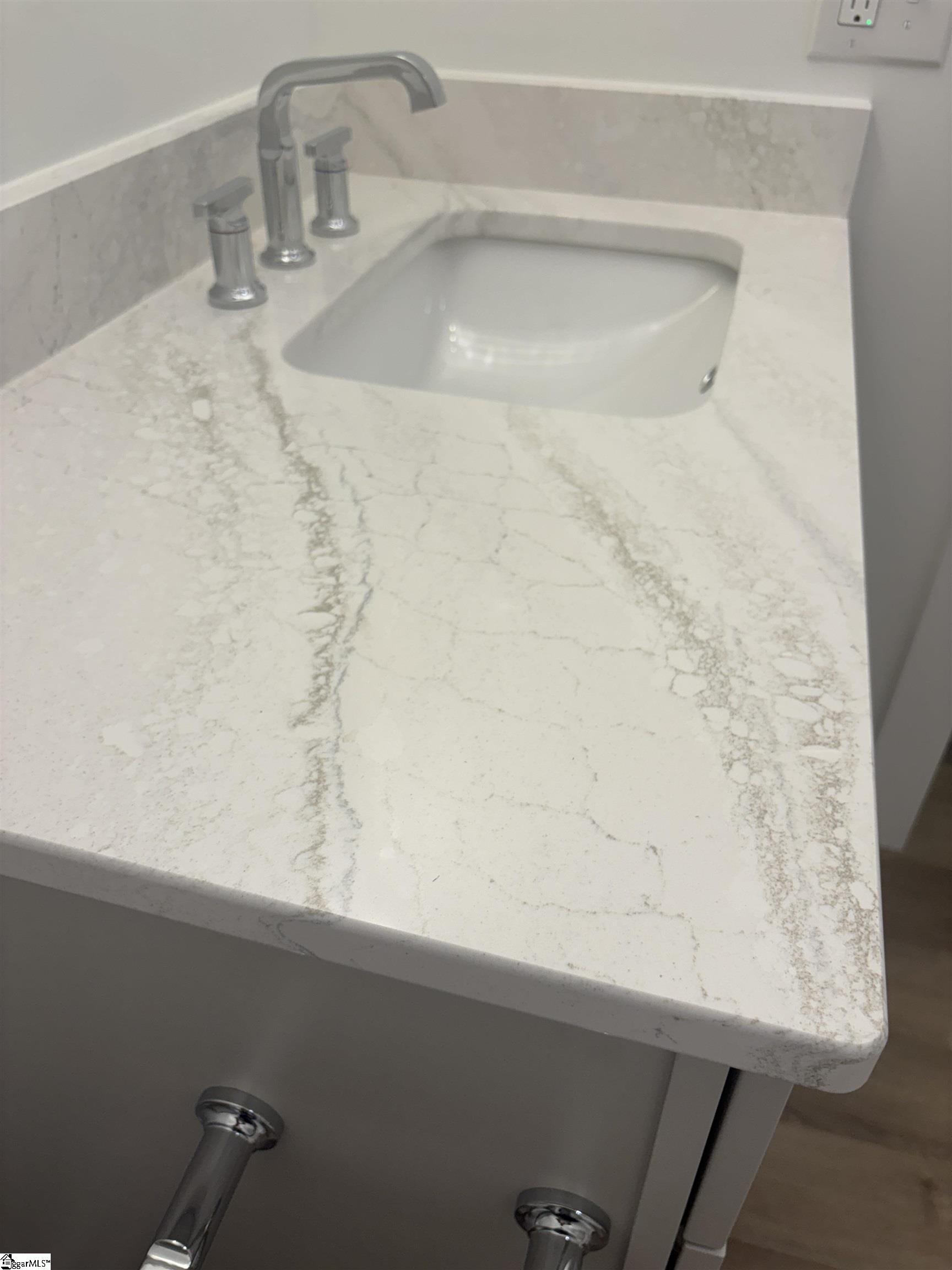 MLS #1564407 image #22