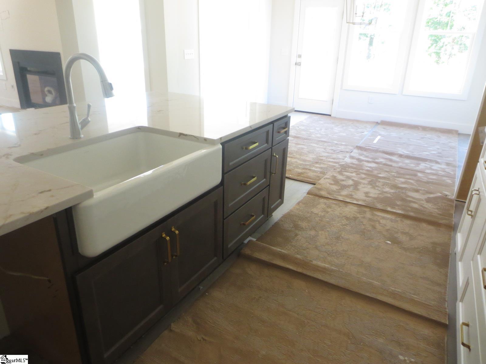 MLS #1564548 image #10