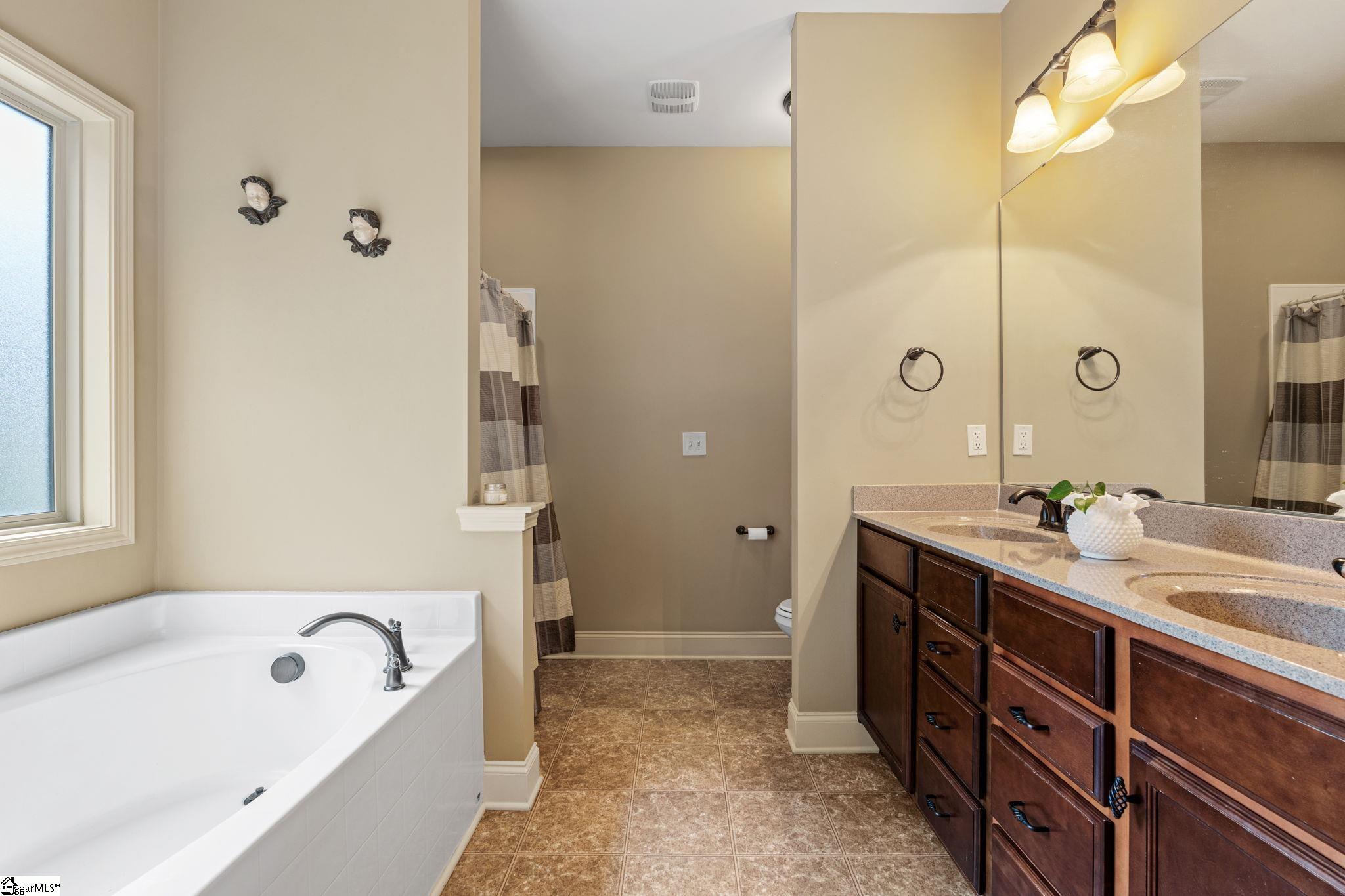 MLS #1565619 image #17