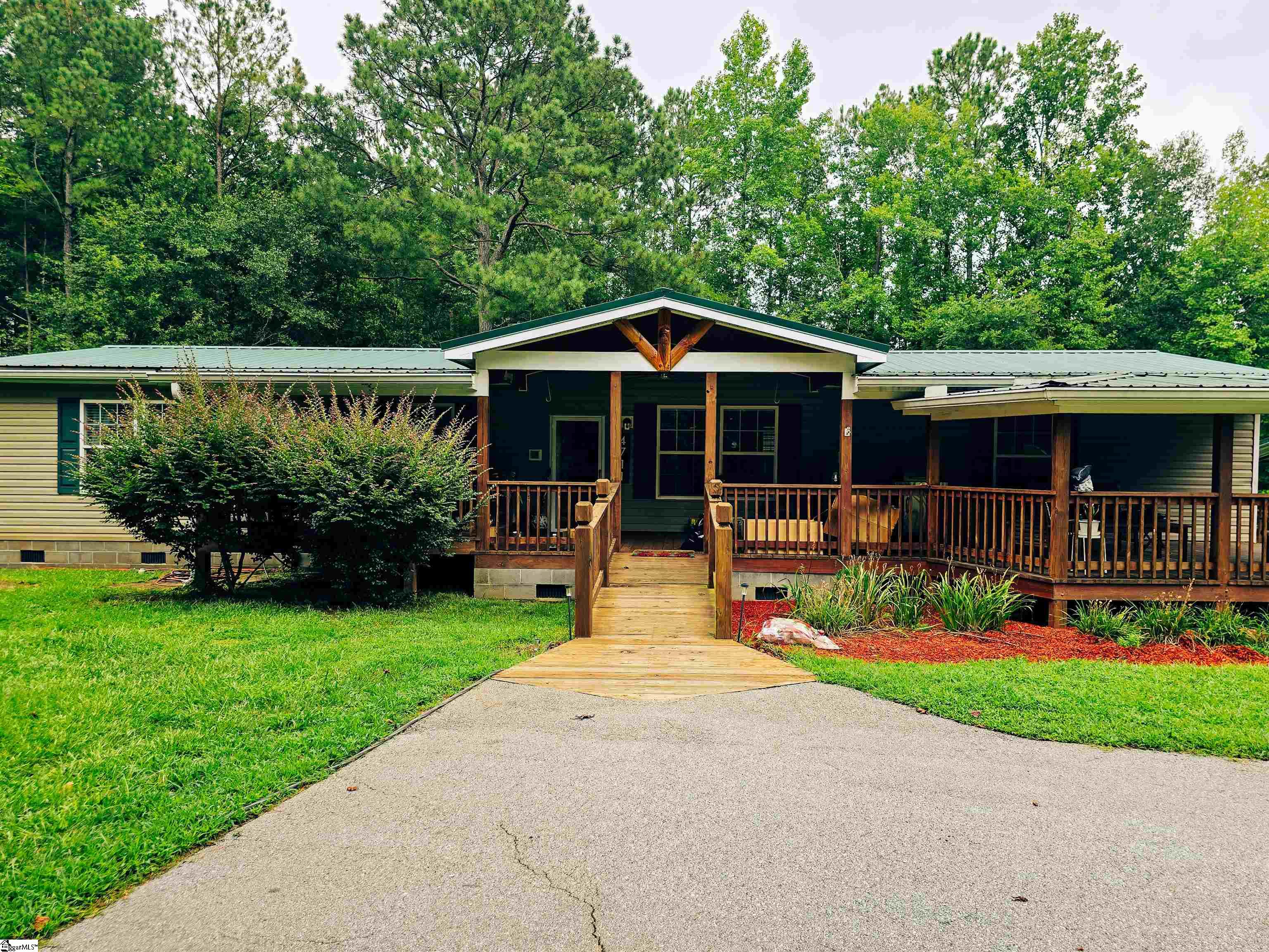 4711 Whitmire Highway, Whitmire SC 29178