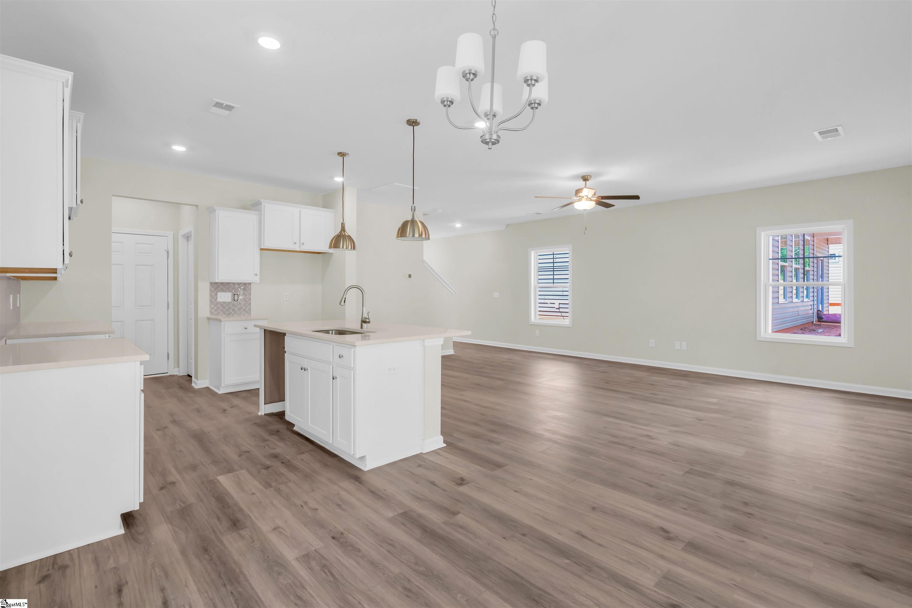 MLS #1565817 image #8