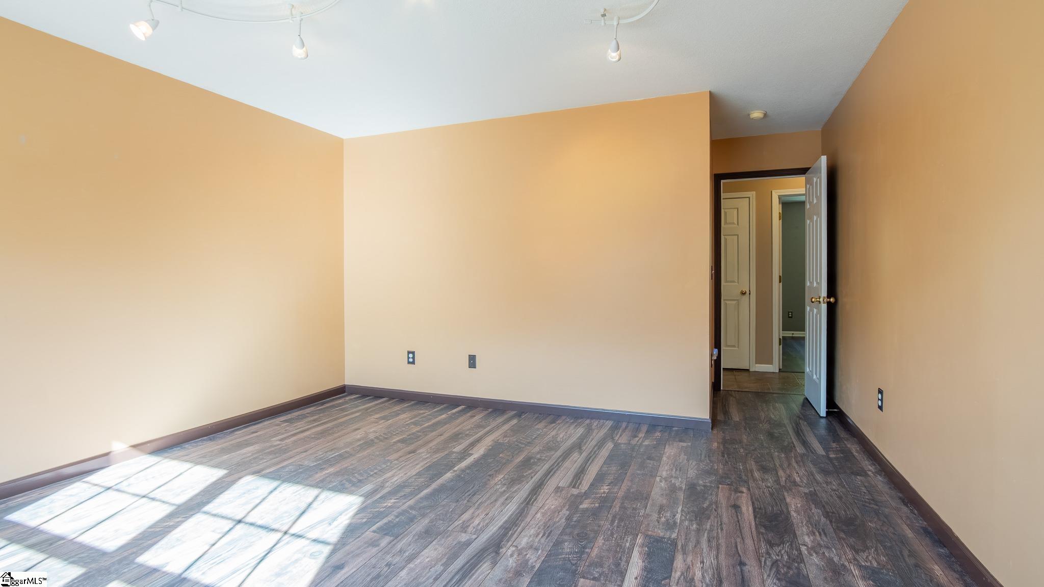 MLS #1566258 image #27