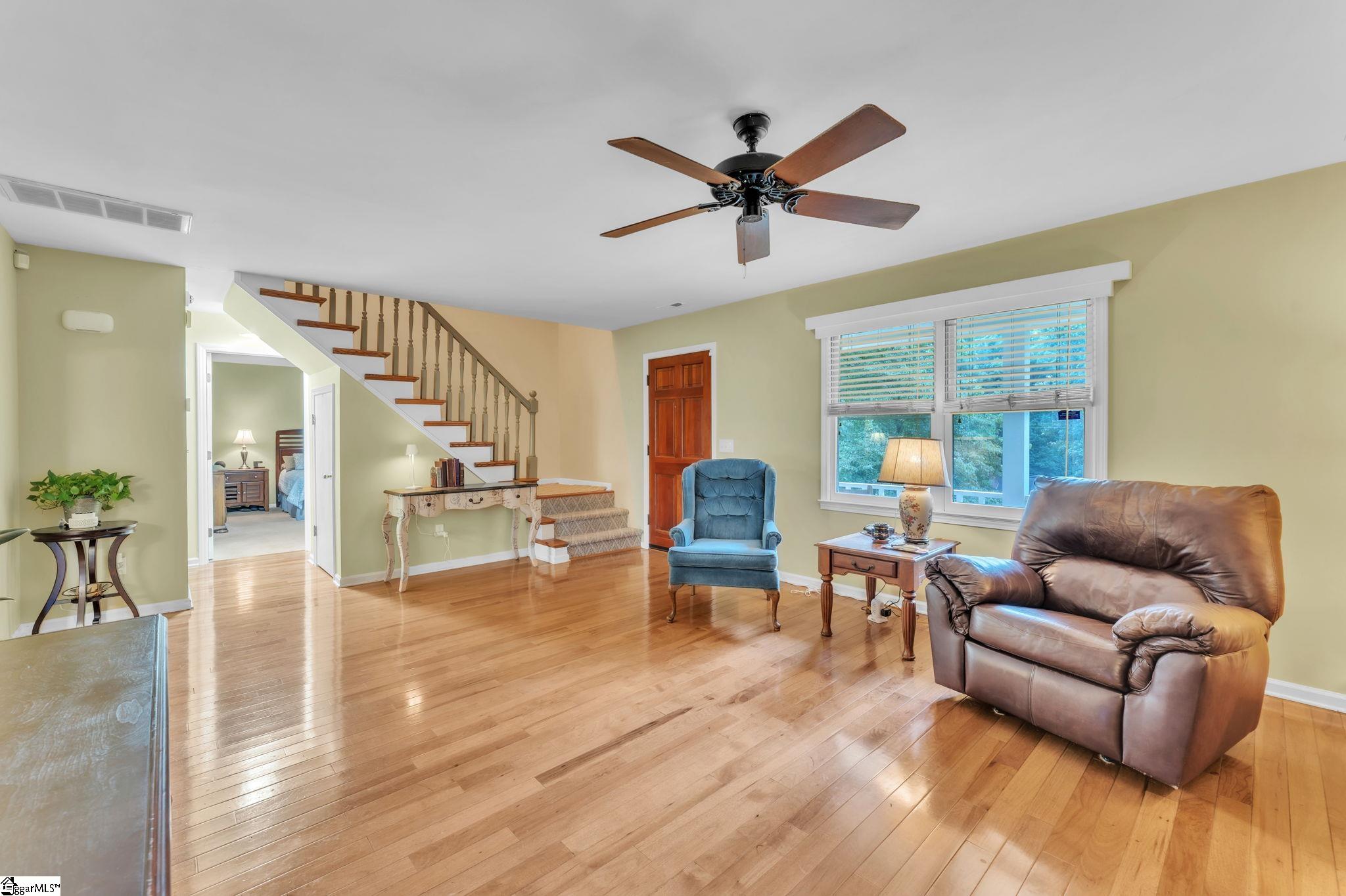 MLS #1566454 image #3