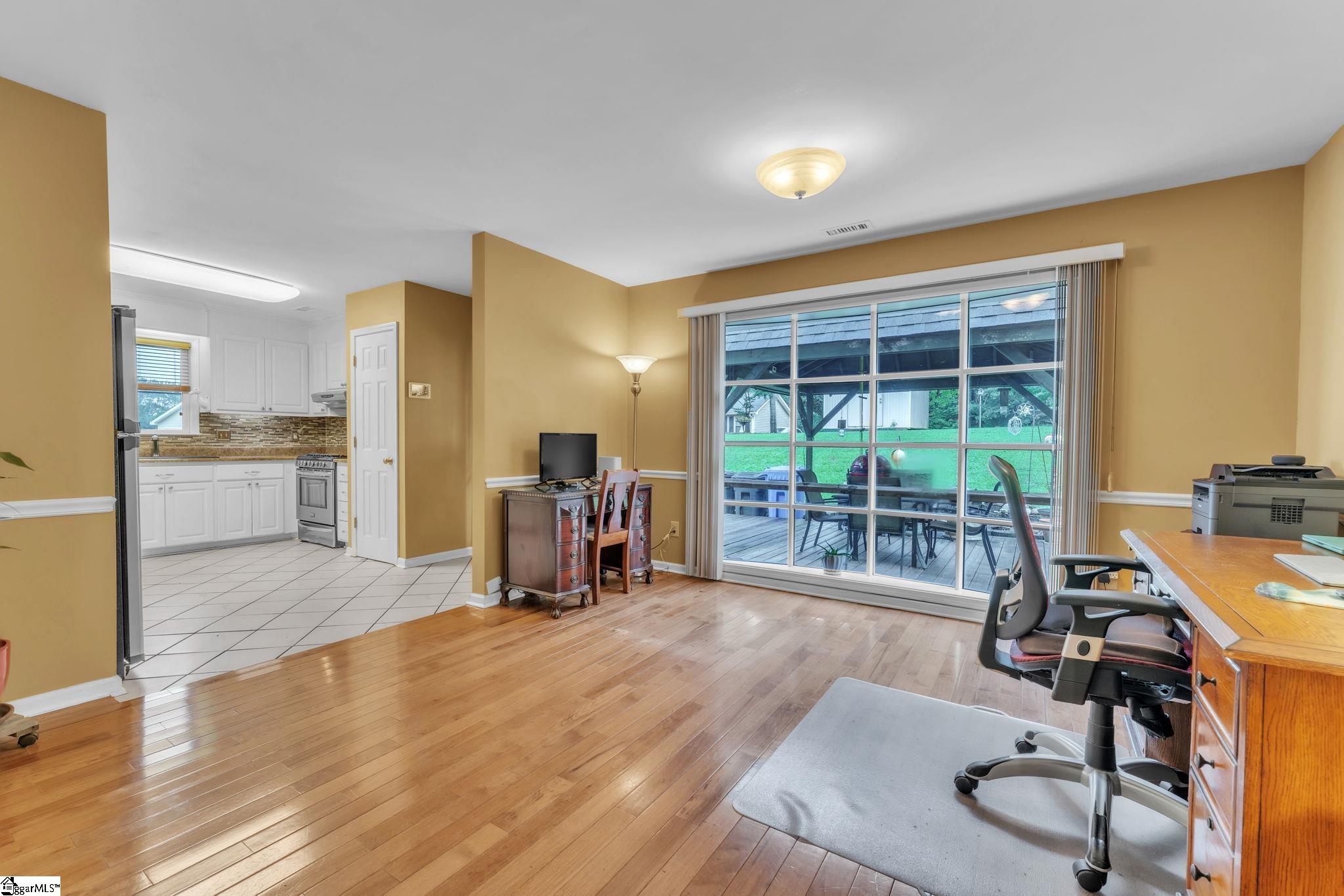 MLS #1566454 image #9