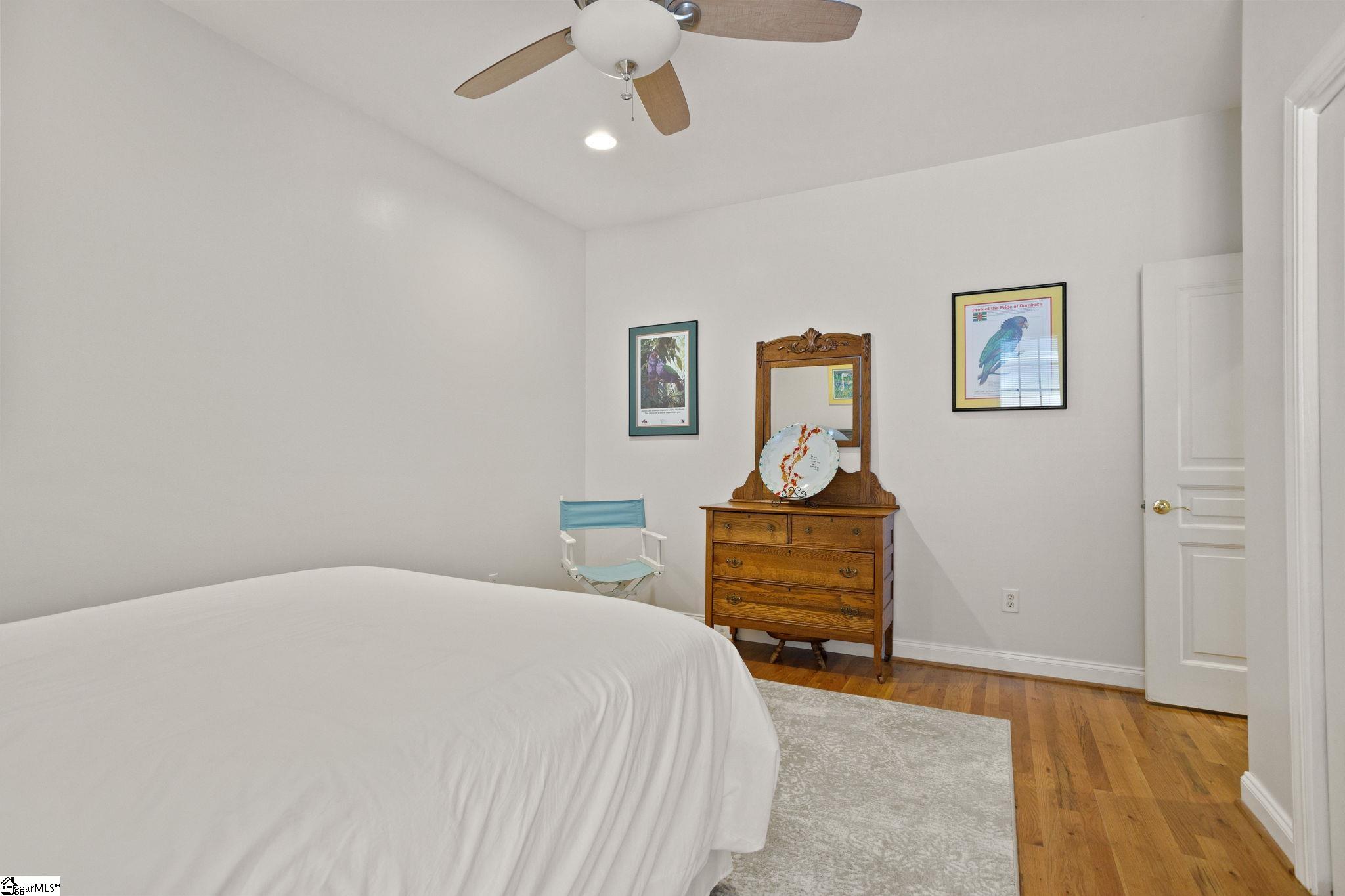 MLS #1566898 image #26