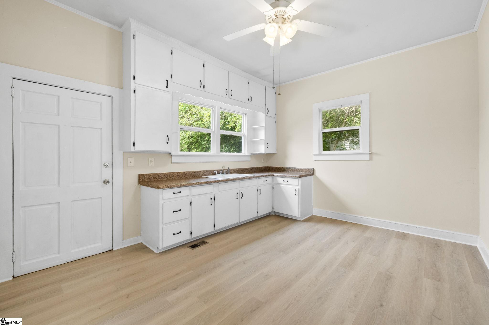 MLS #1567497 image #2