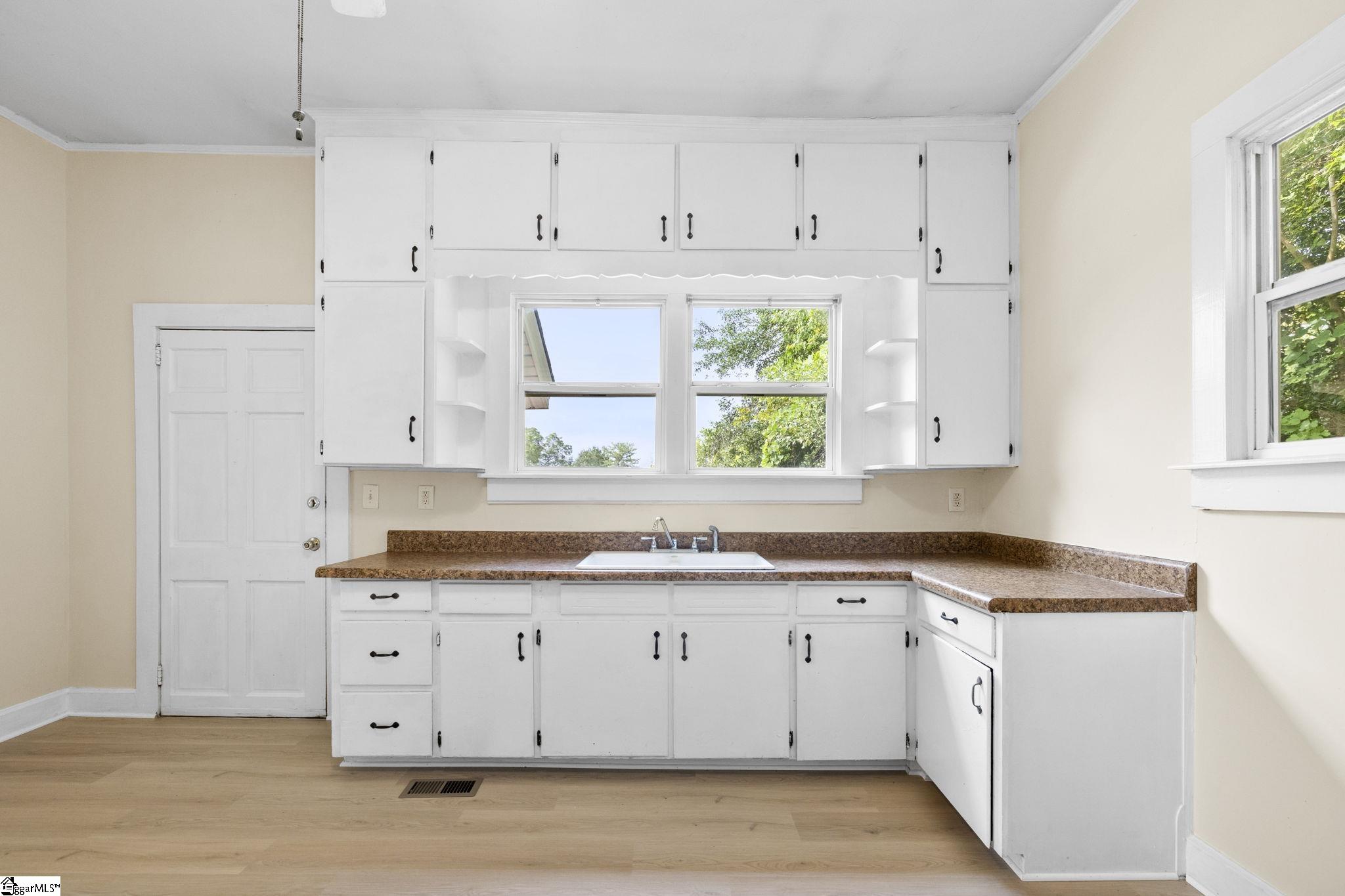 MLS #1567497 image #3