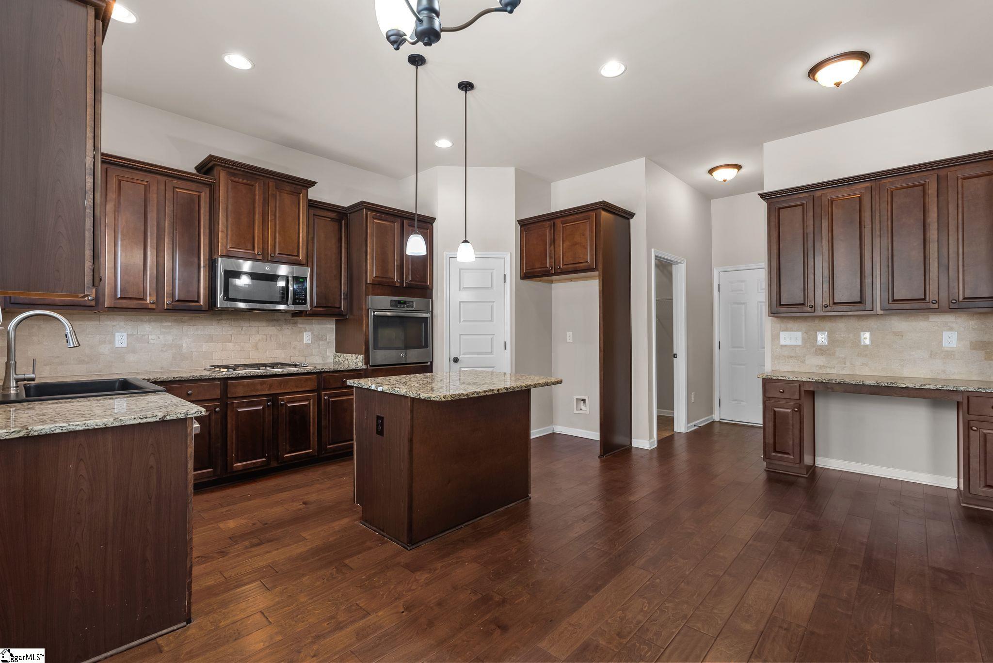 MLS #1567778 image #12