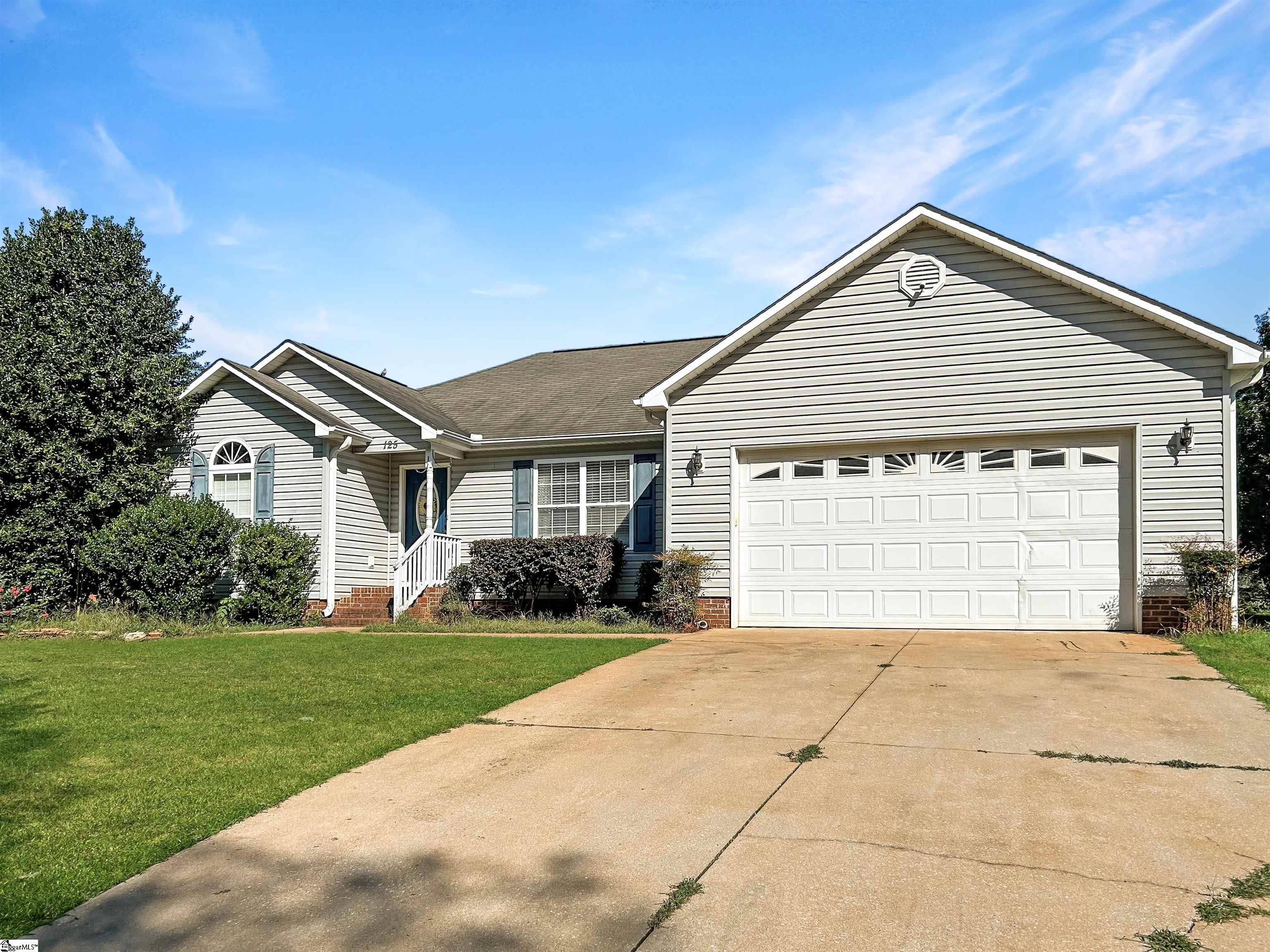 125 Red Globe Lane, Woodruff SC 29388