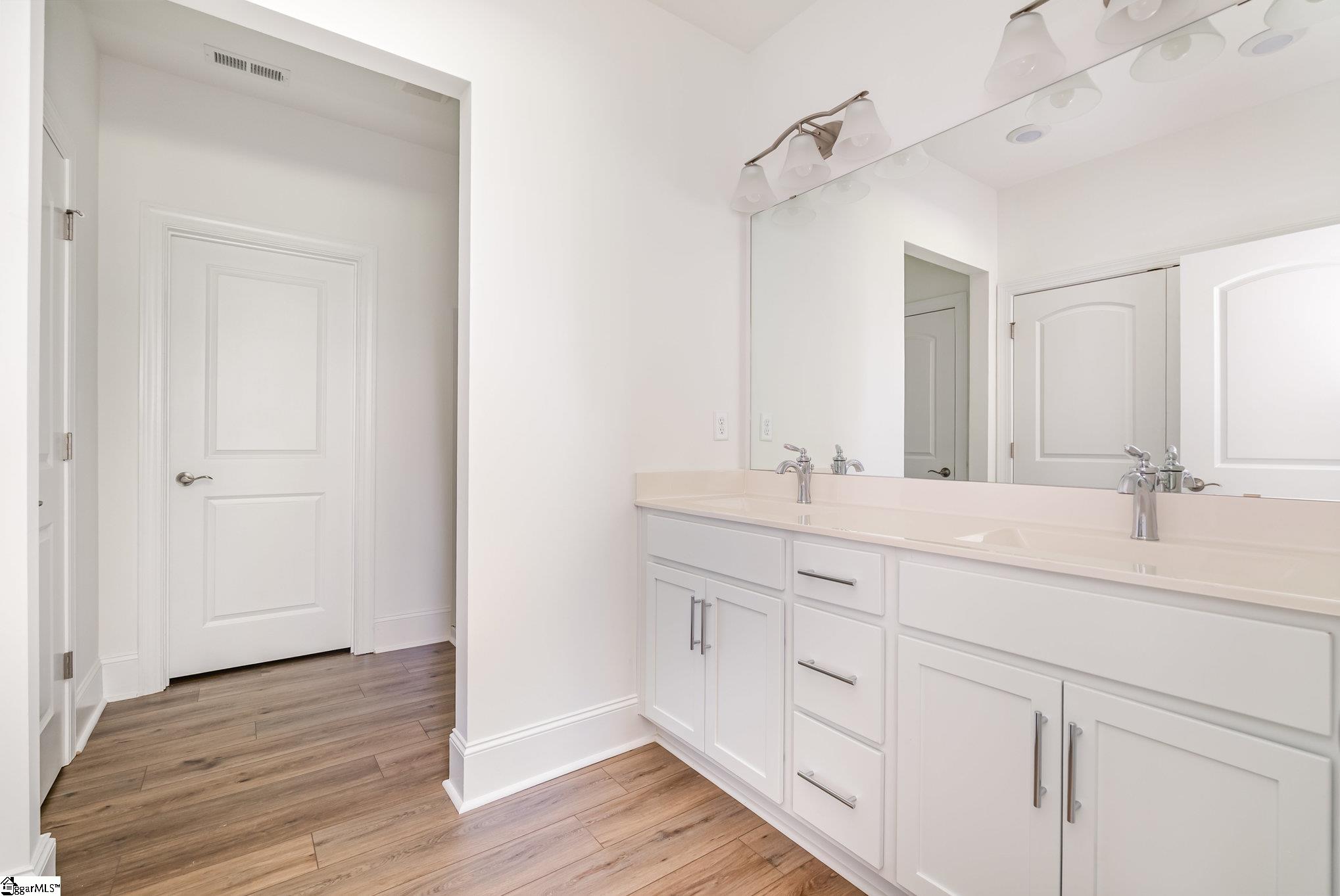 MLS #1568398 image #11