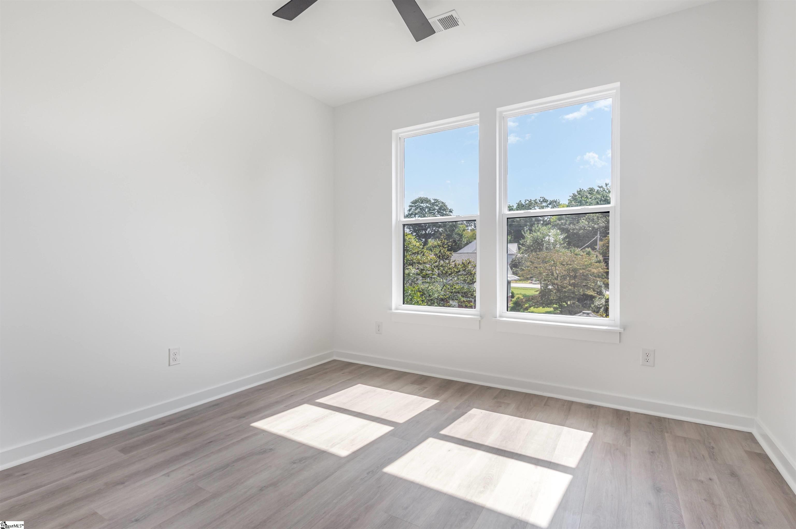 MLS #1568437 image #17