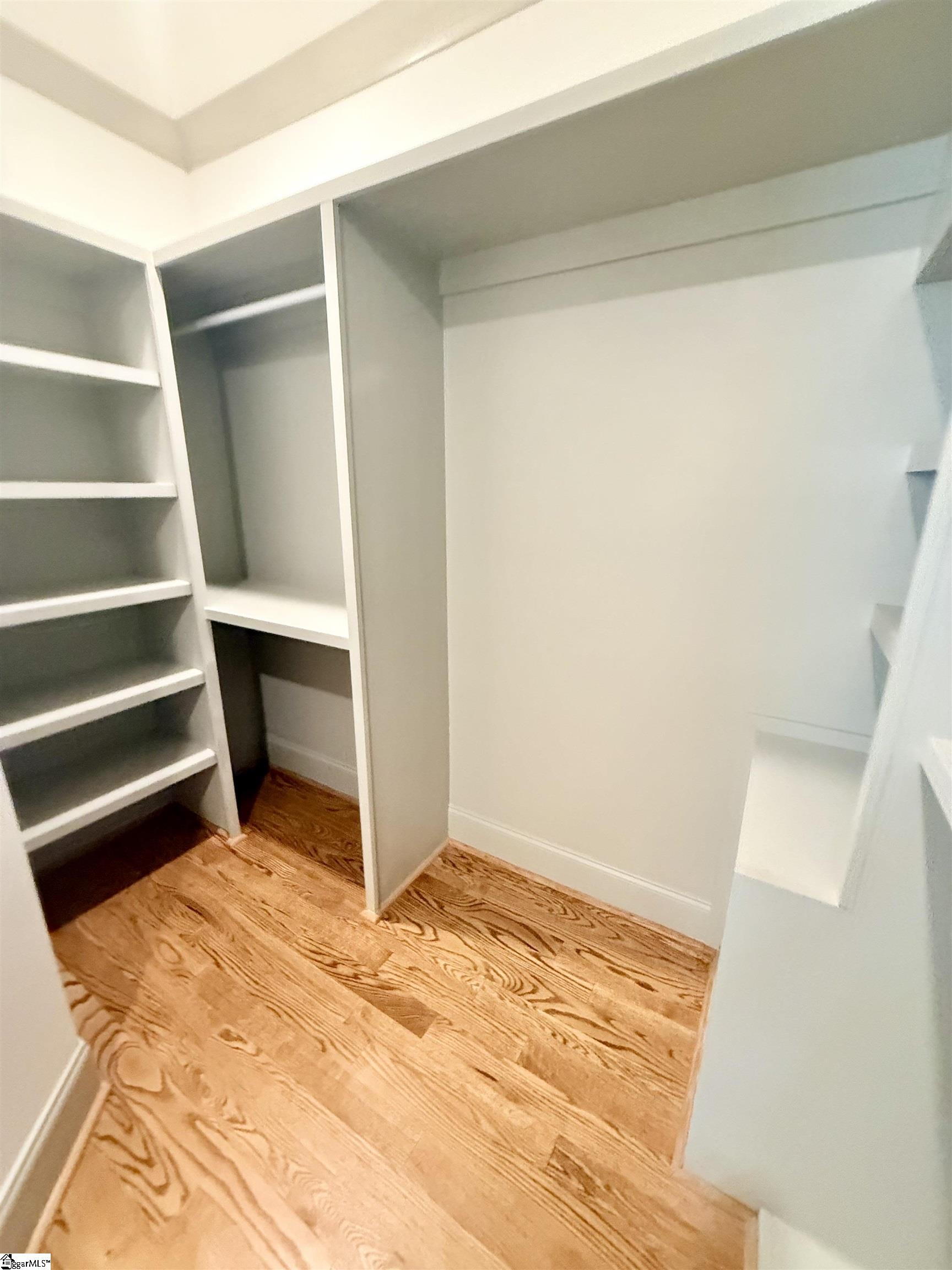 MLS #1568535 image #33