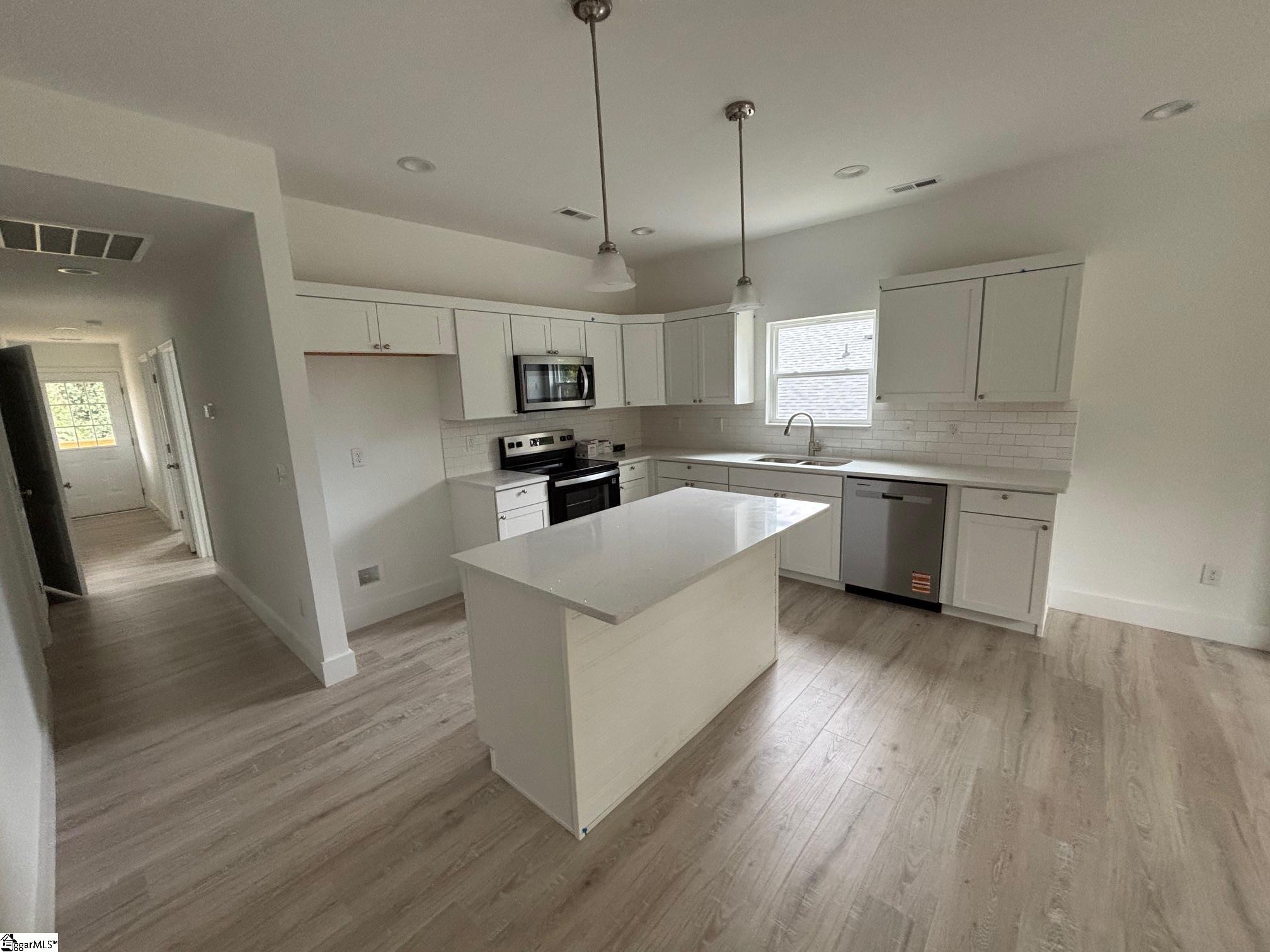 MLS #1568571 image #2