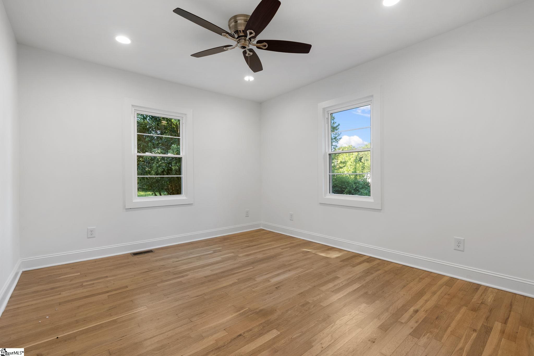 MLS #1568603 image #28