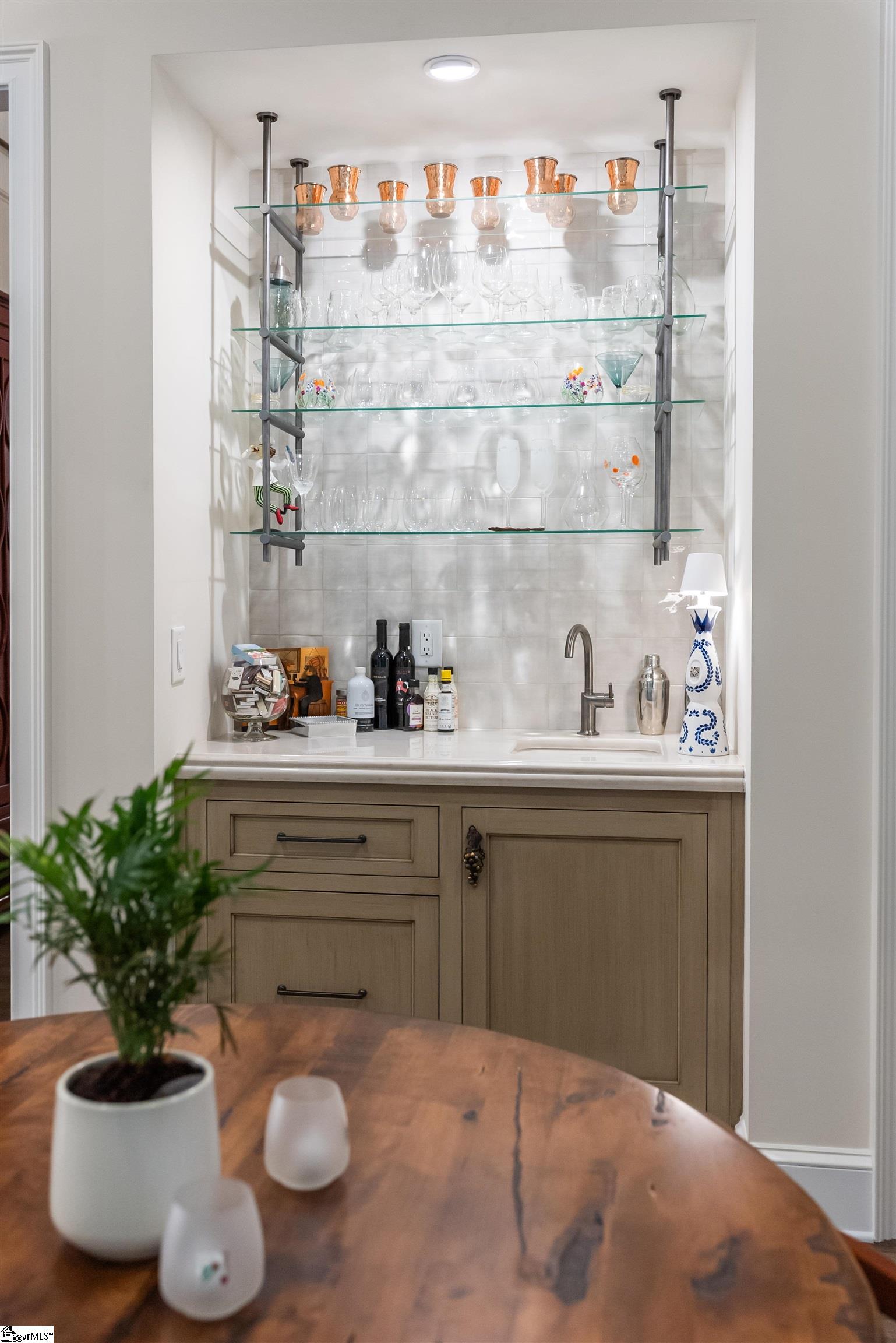 MLS #1568621 image #24