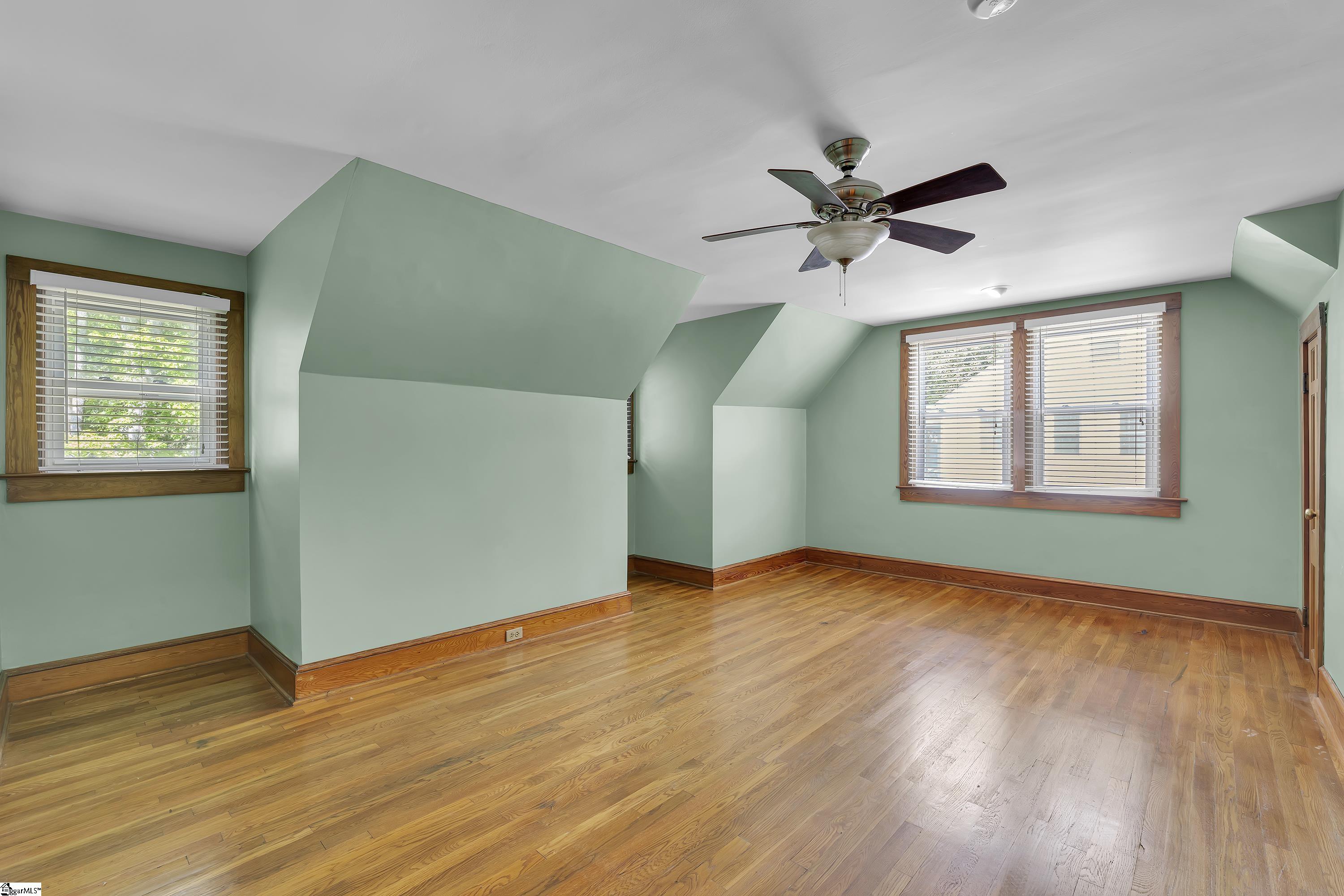 MLS #1568961 image #13