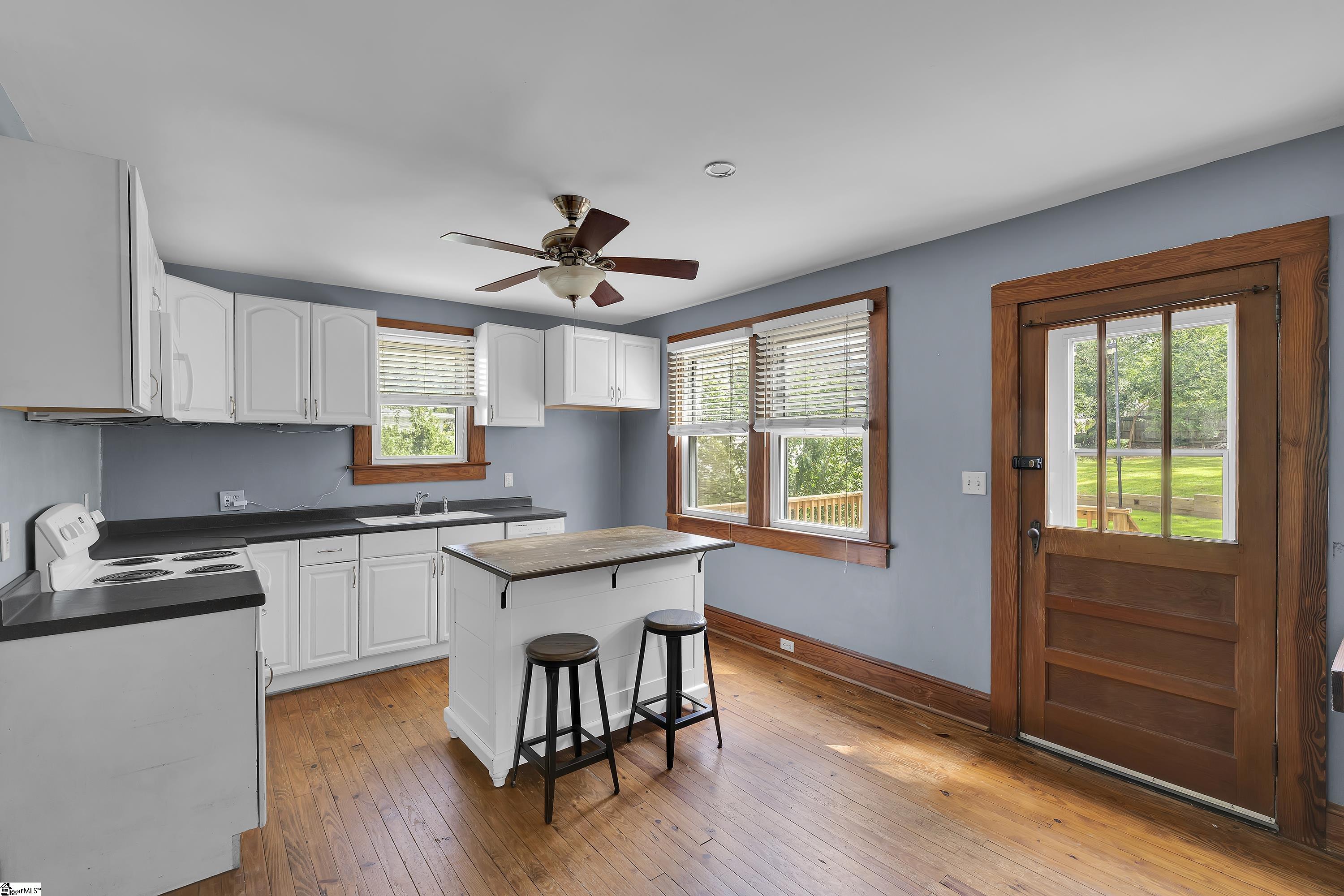 MLS #1568961 image #5