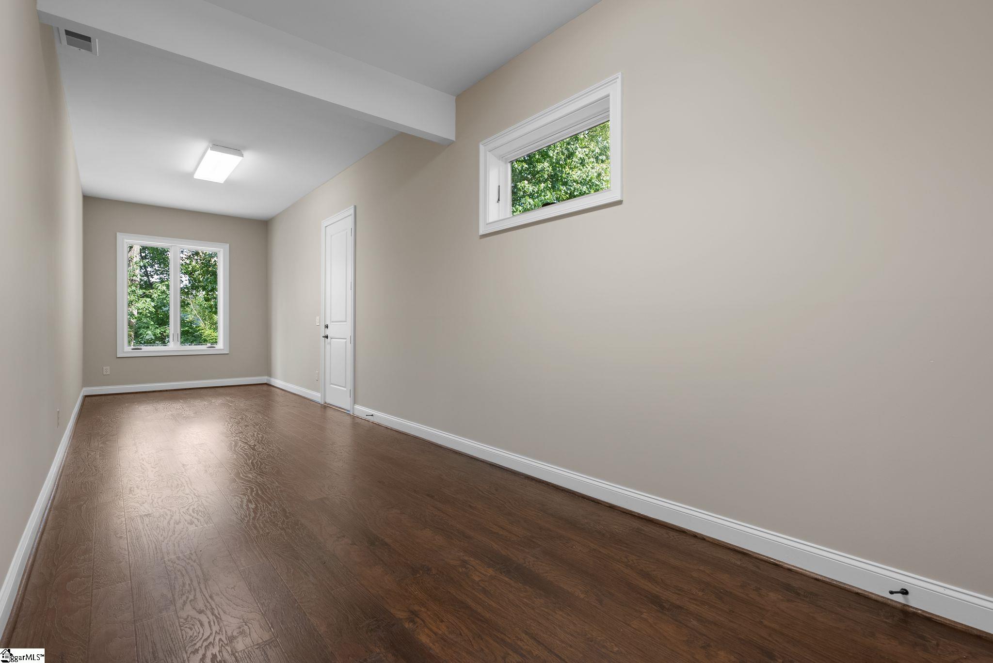 MLS #1568991 image #35