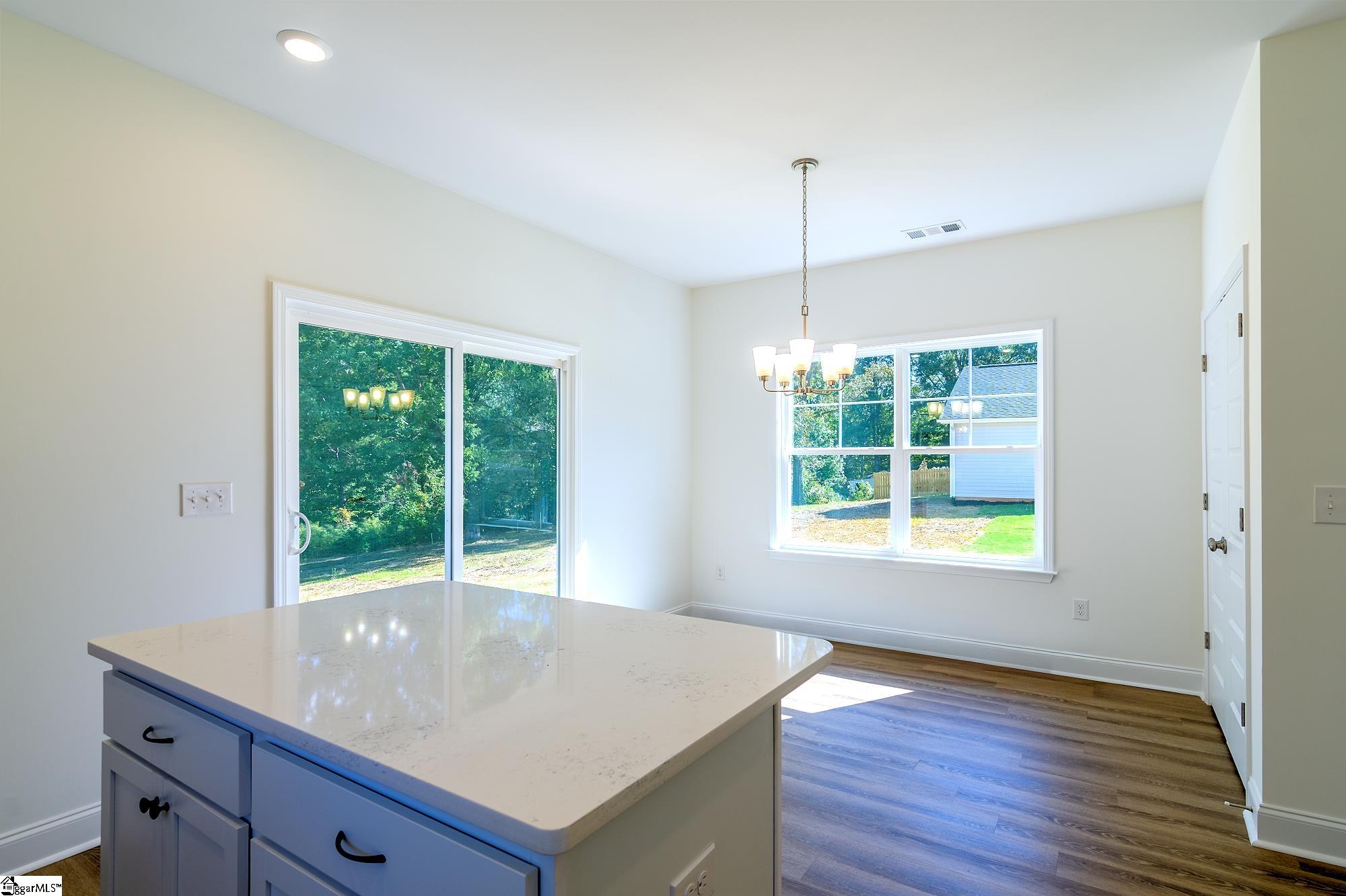 MLS #1568996 image #17