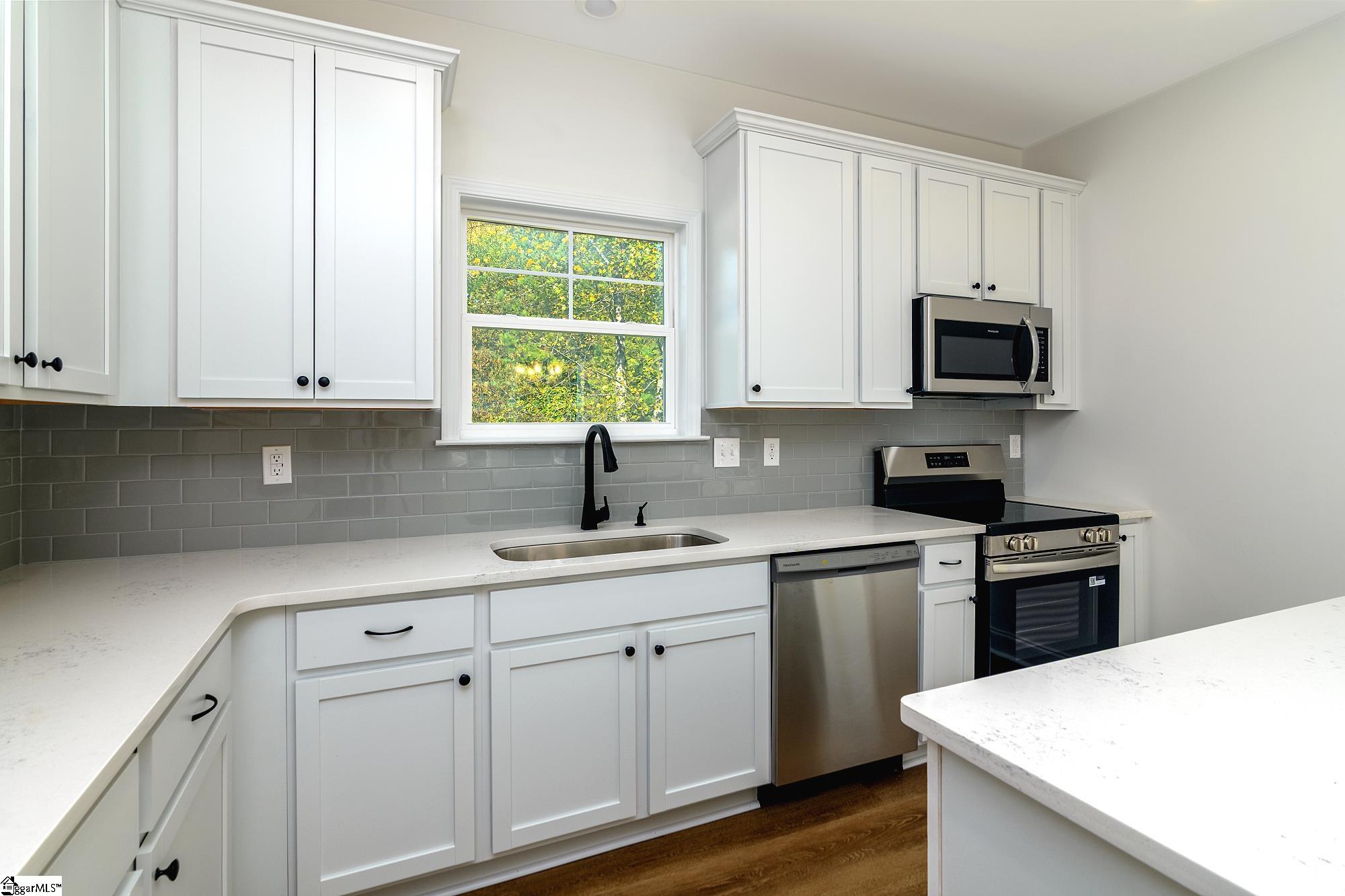 MLS #1568996 image #27