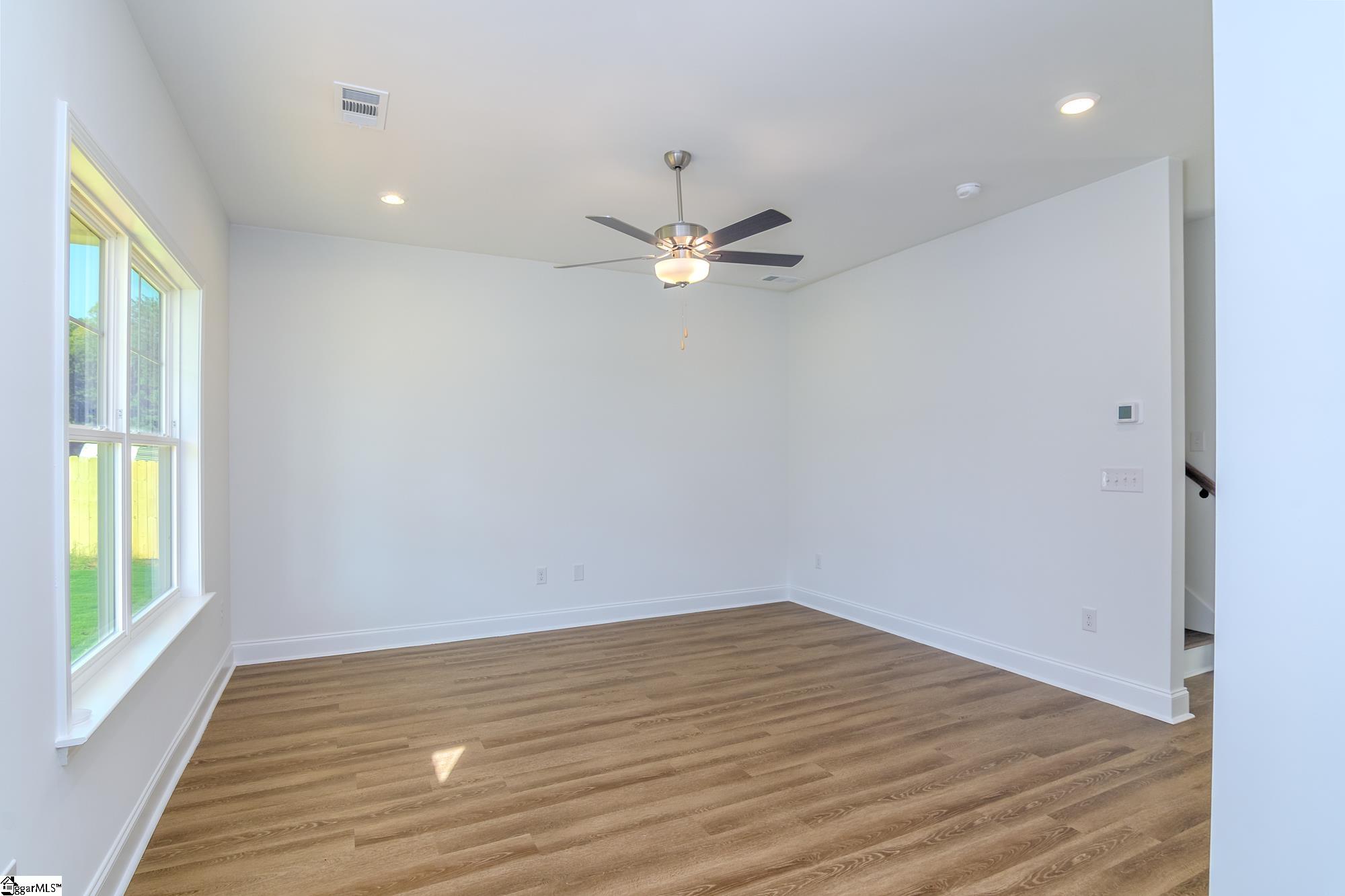 MLS #1568996 image #29