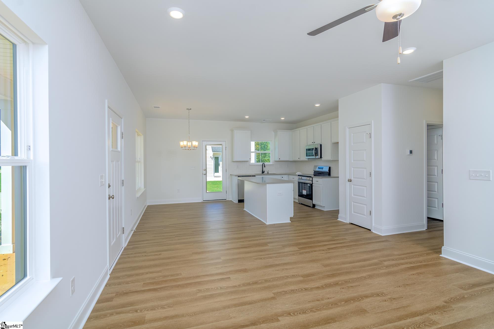 MLS #1568997 image #24