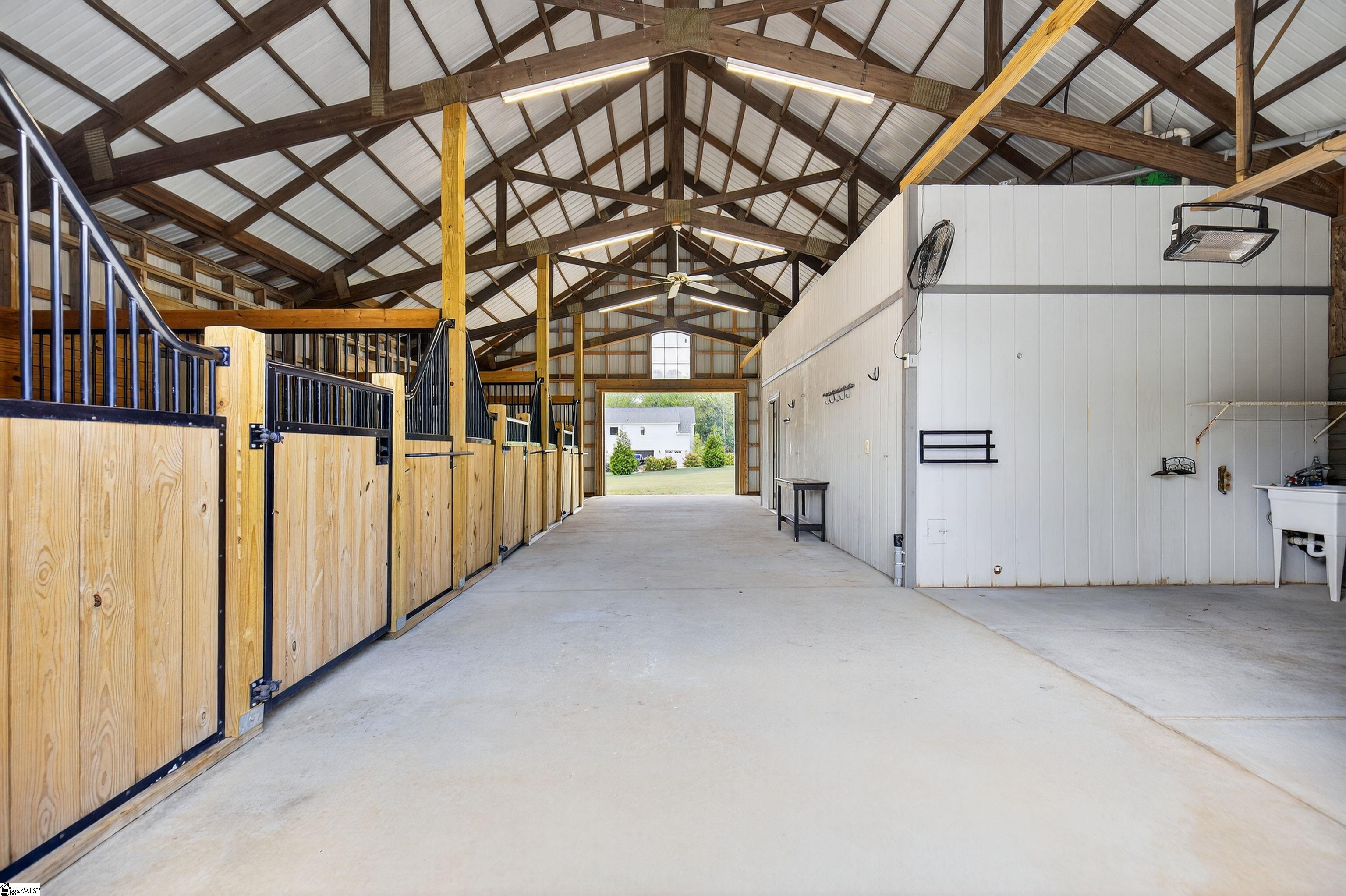 MLS #1569044 image #1