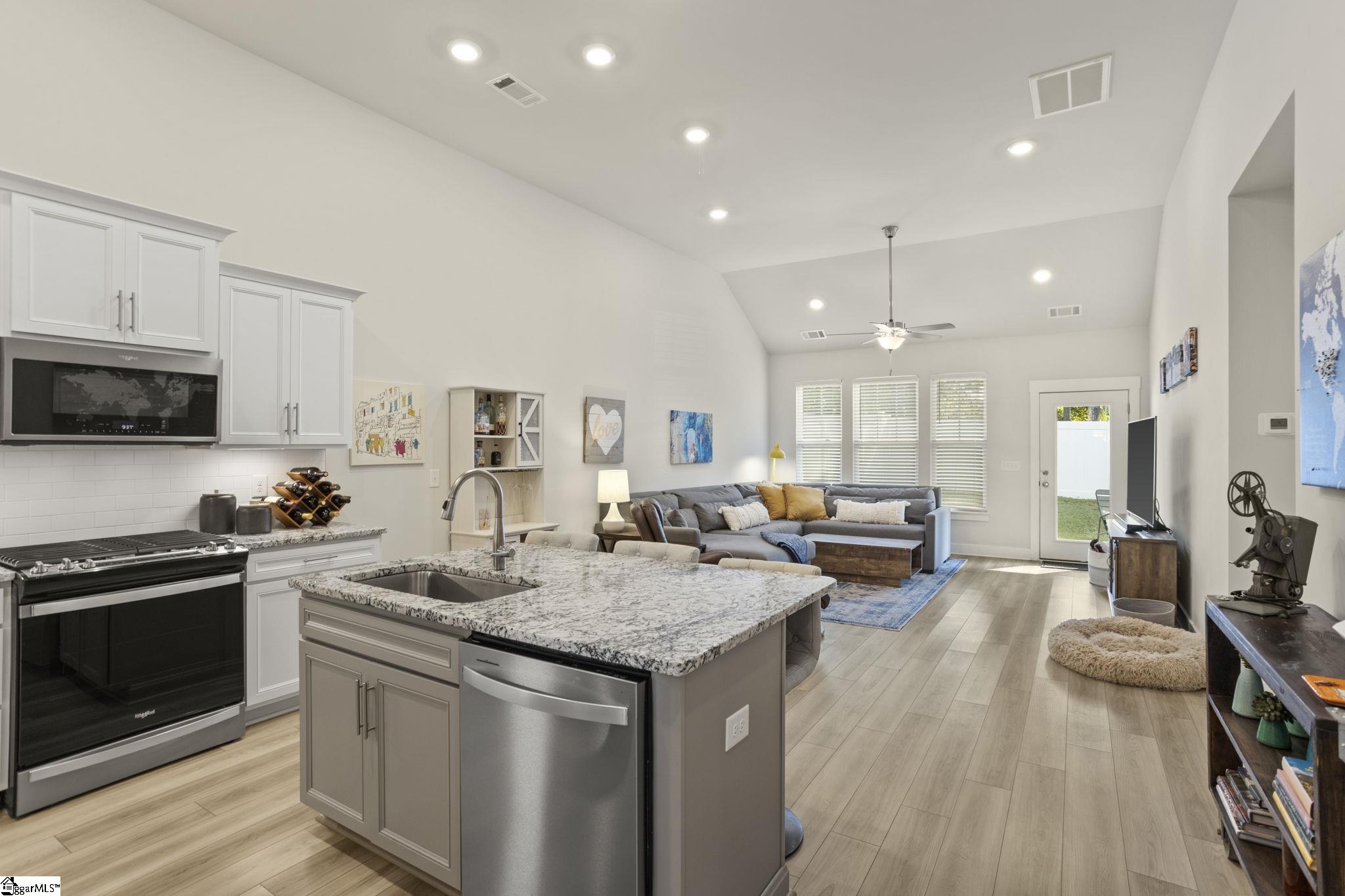 MLS #1569075 image #3