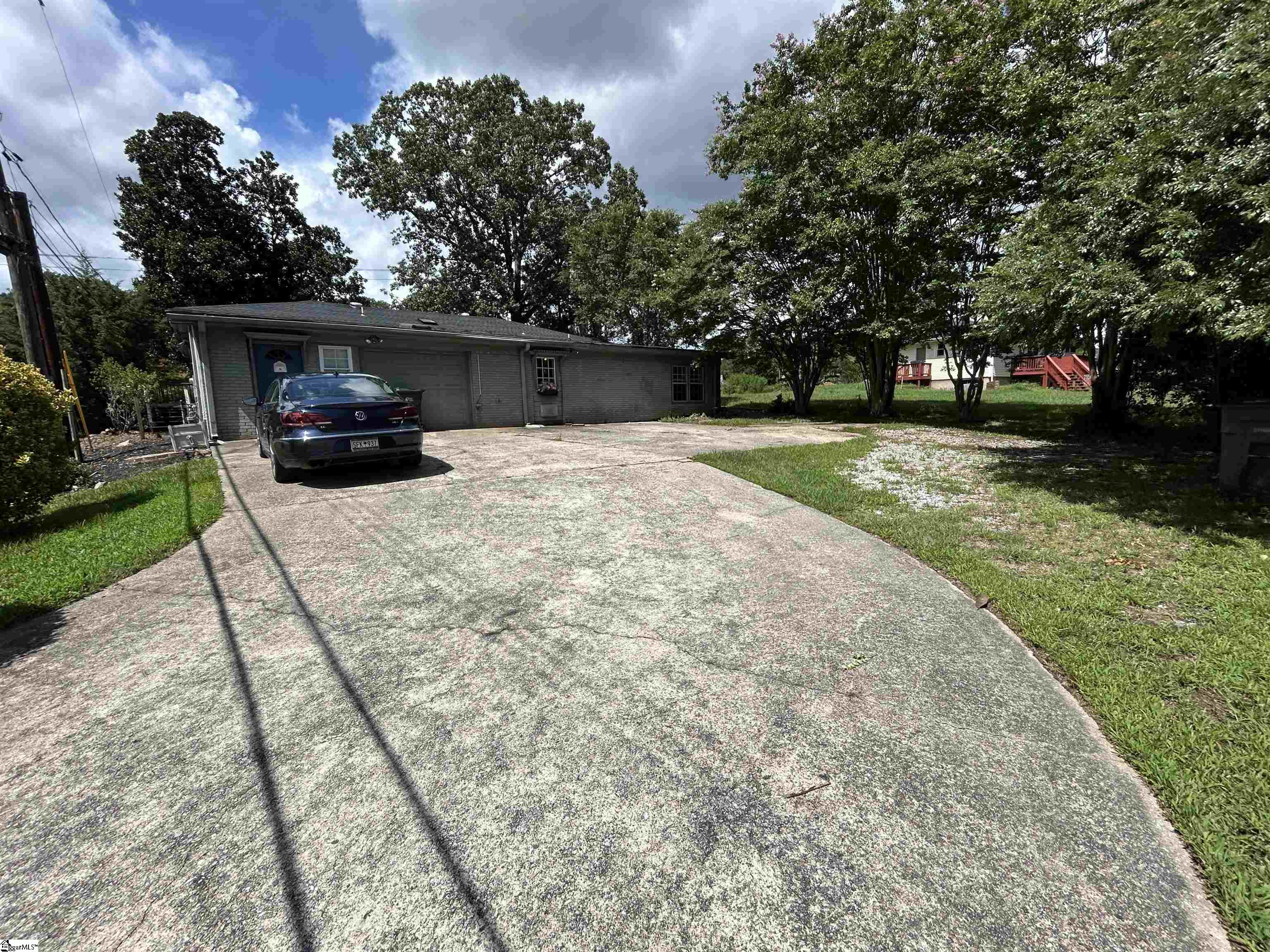 MLS #1569176 image #2