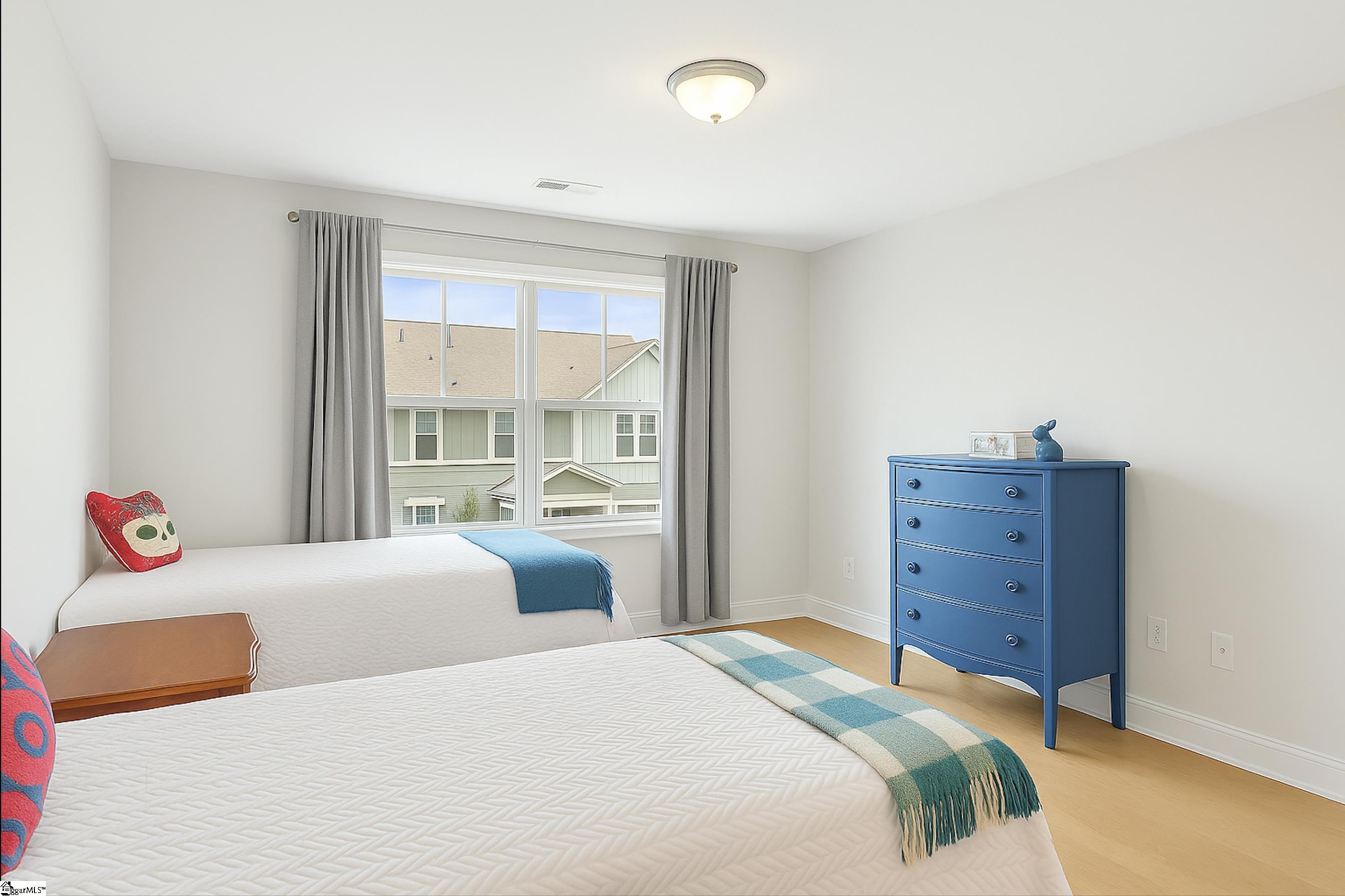 MLS #1569356 image #25