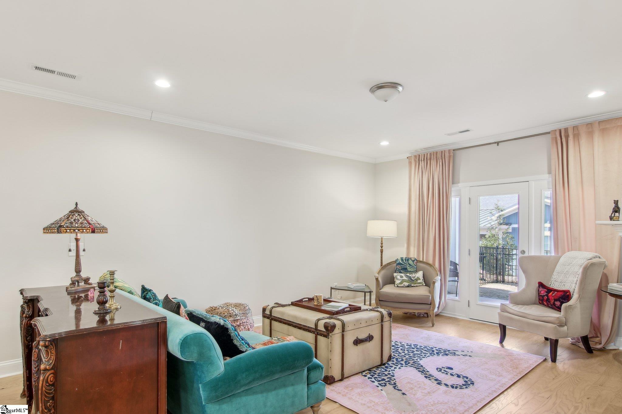 MLS #1569356 image #9