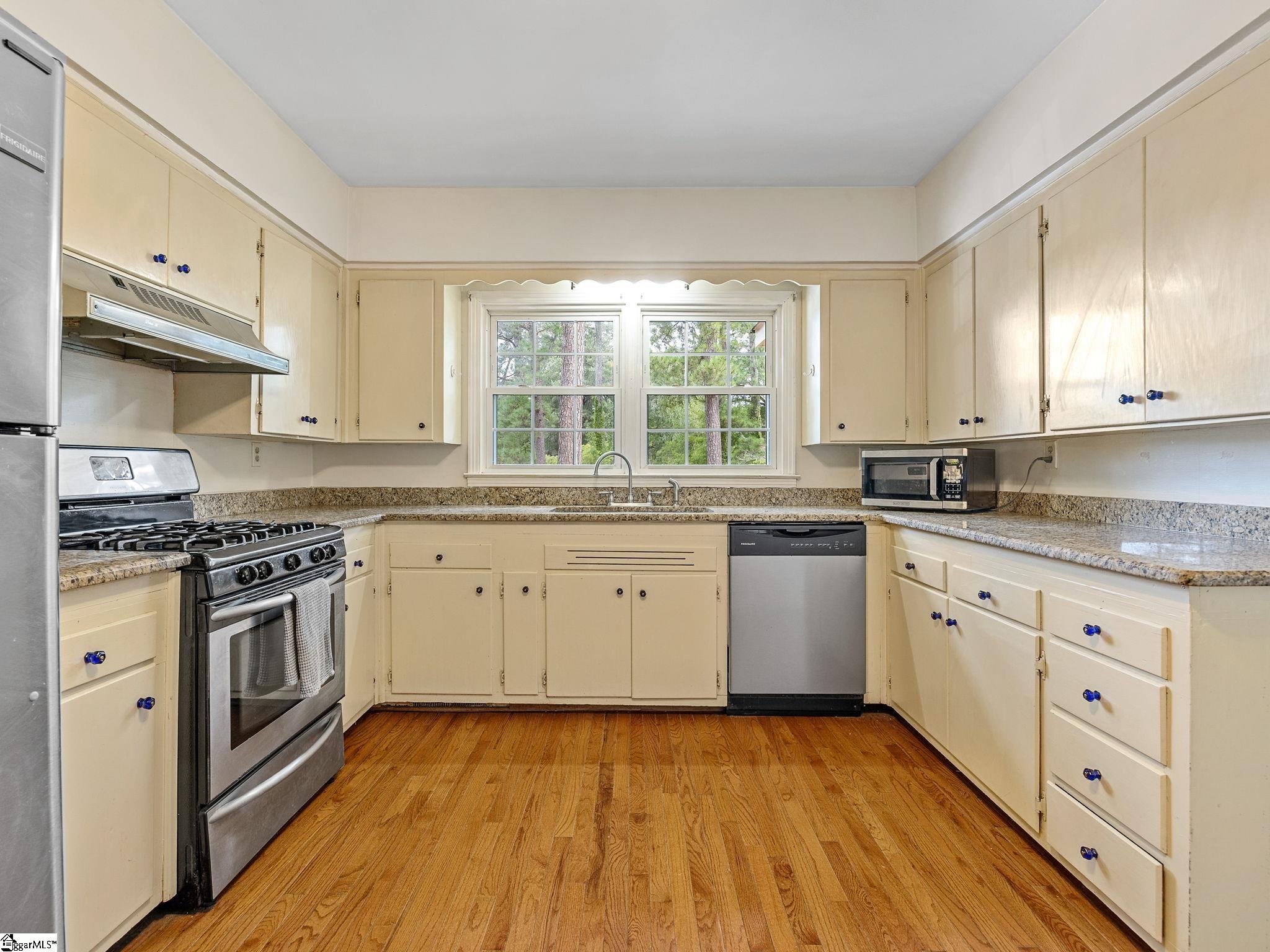 MLS #1569372 image #11