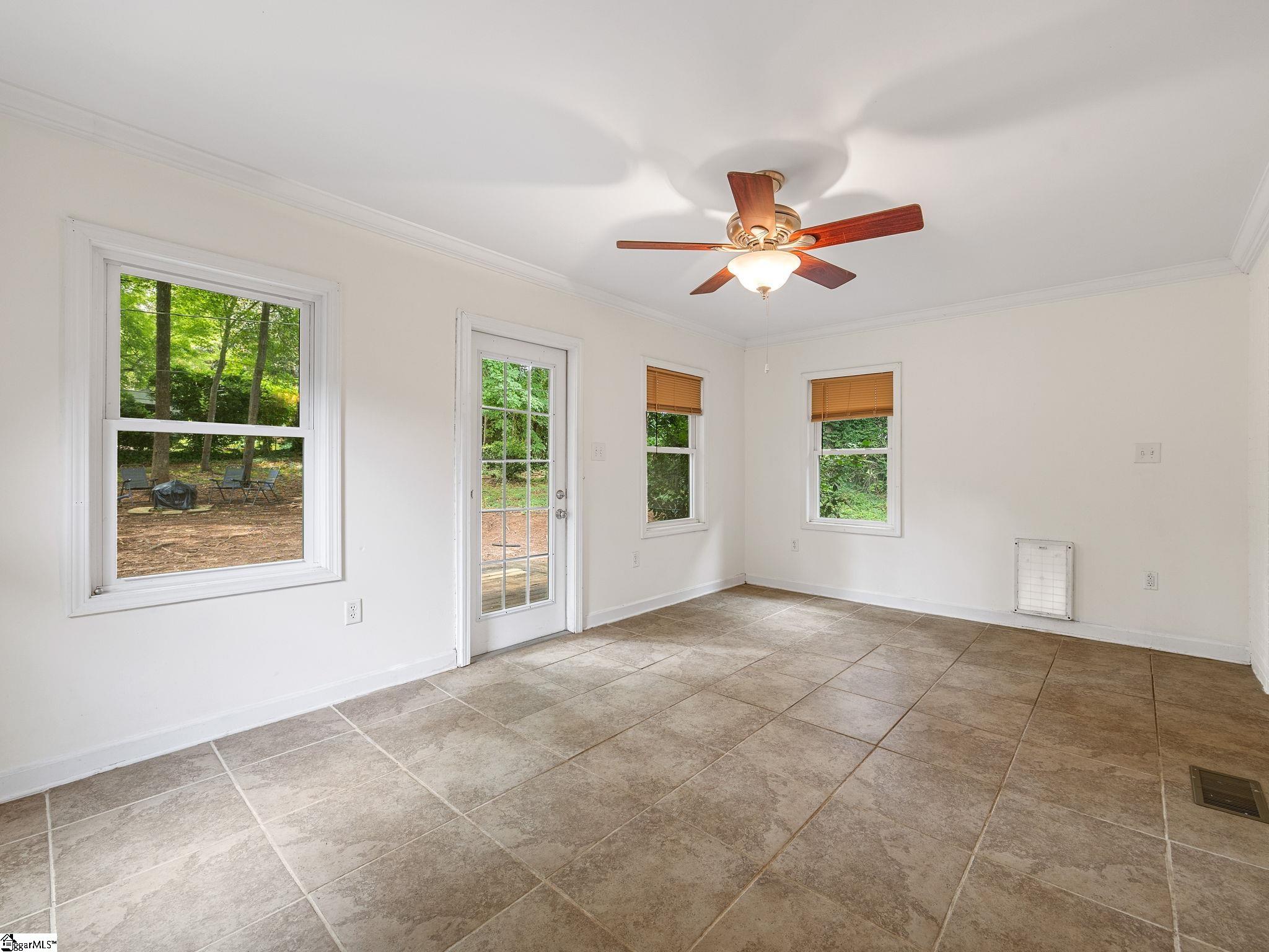 MLS #1569372 image #22