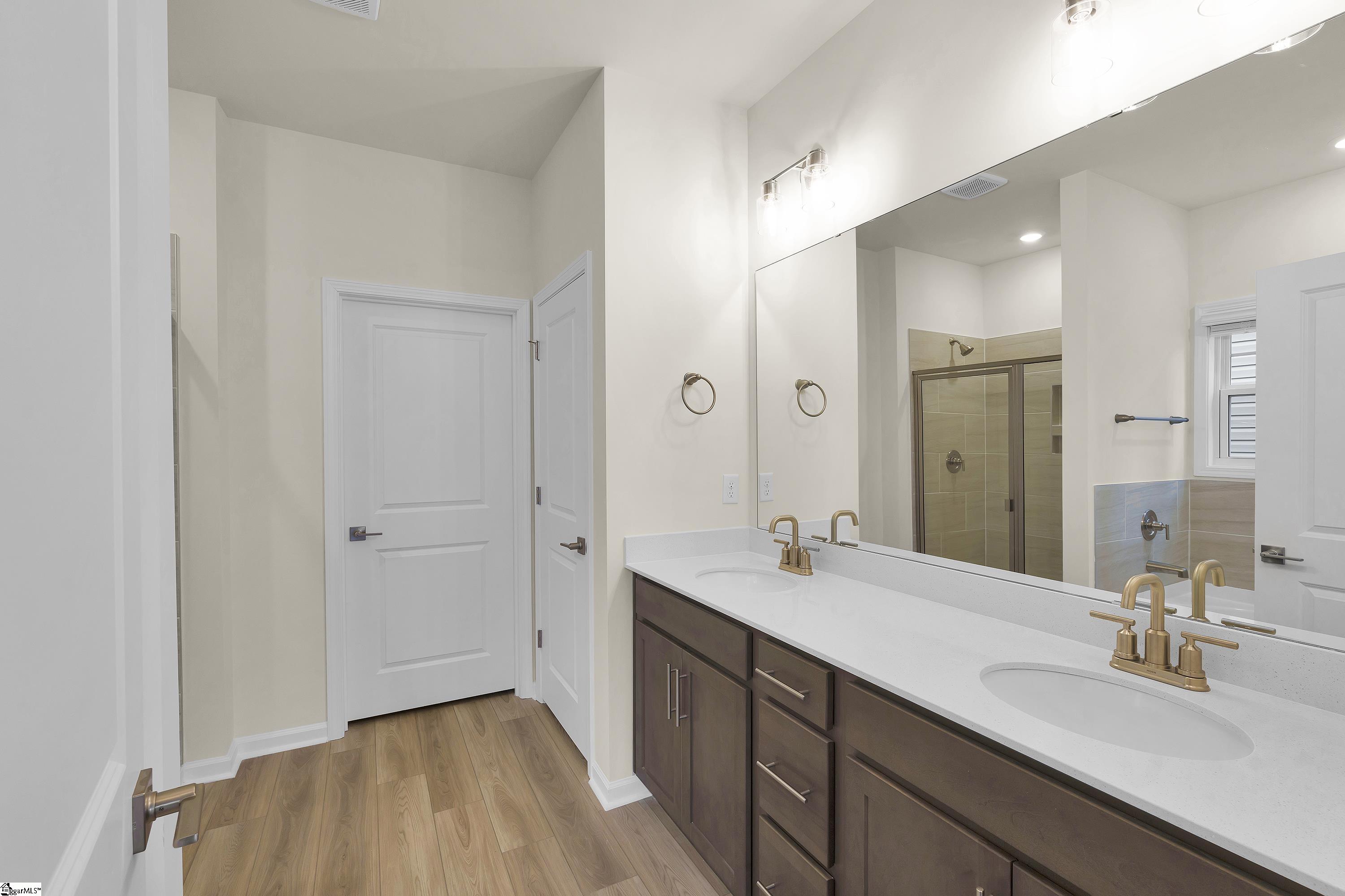 MLS #1569435 image #5