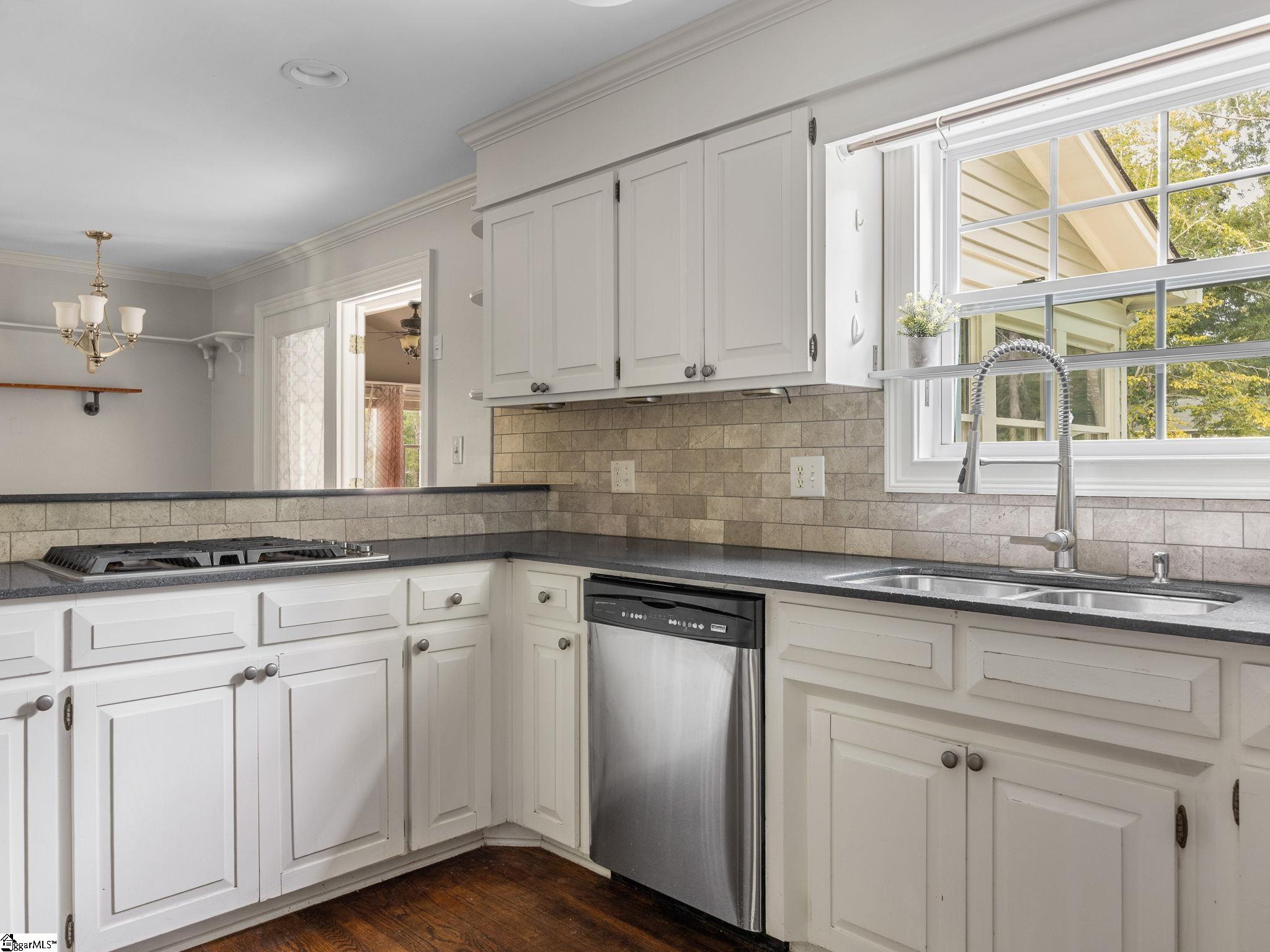 MLS #1569546 image #18