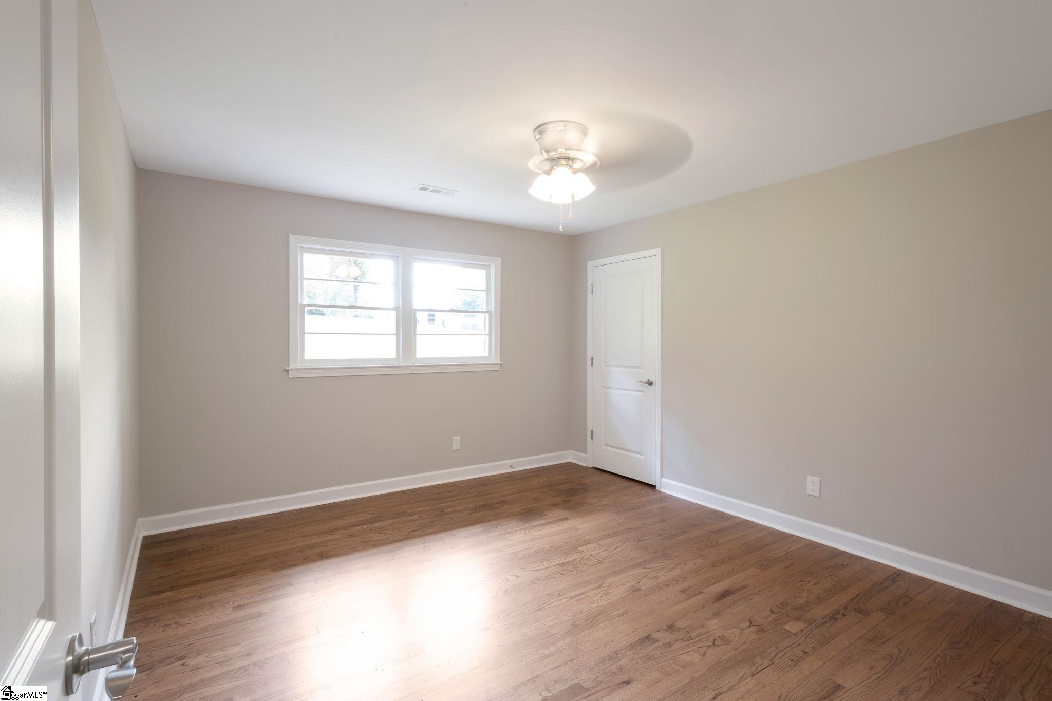 MLS #1569589 image #25