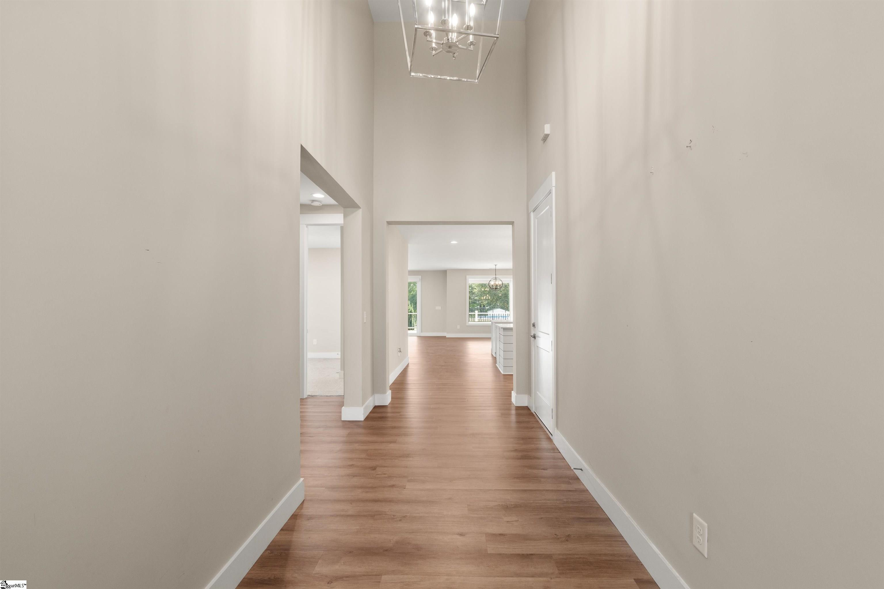 MLS #1569602 image #2