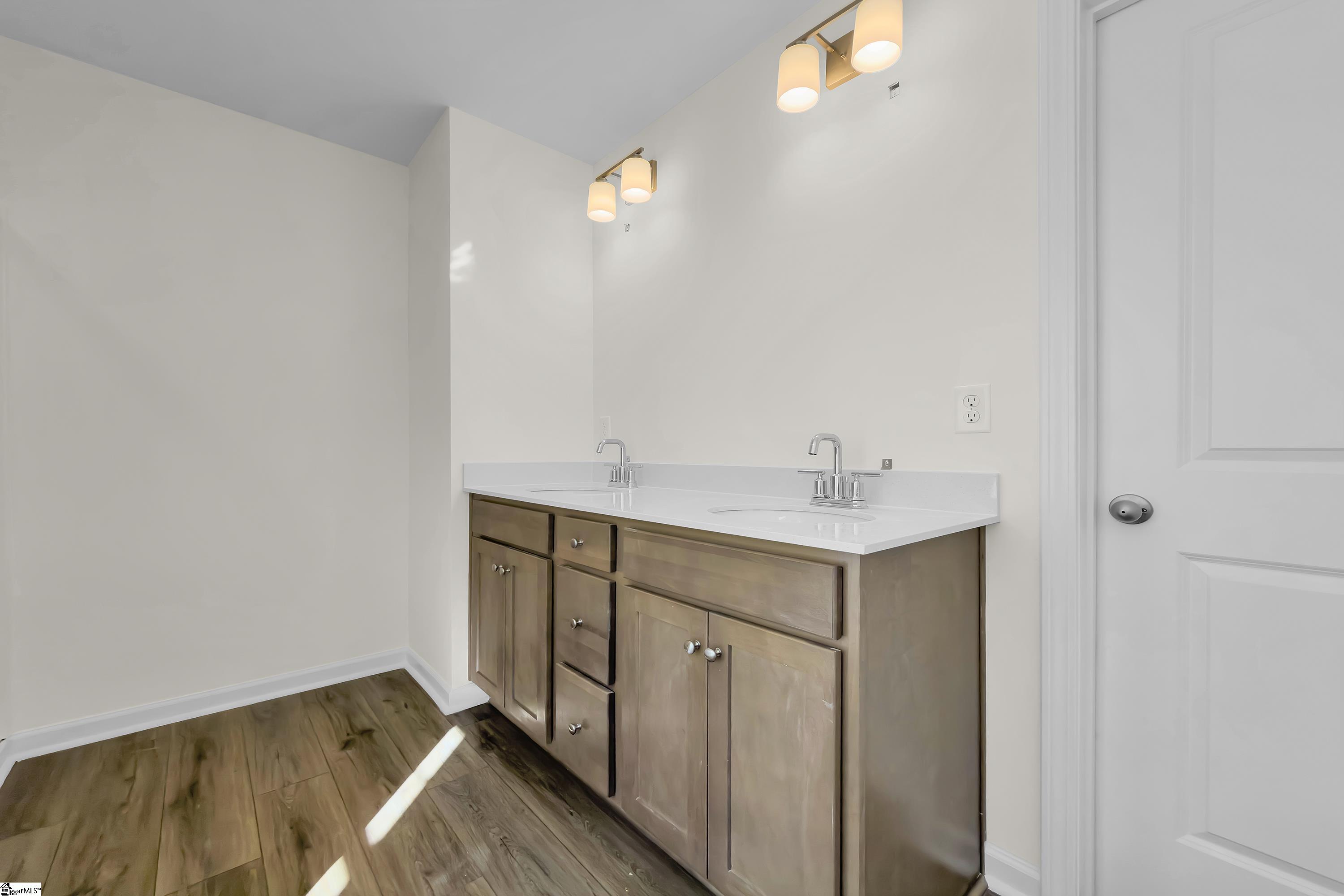 MLS #1569668 image #19