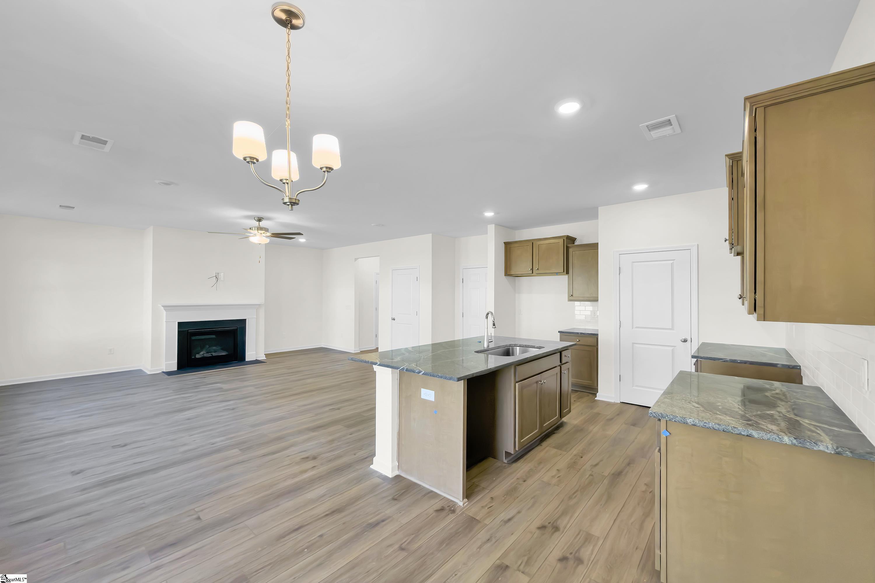 MLS #1569668 image #9