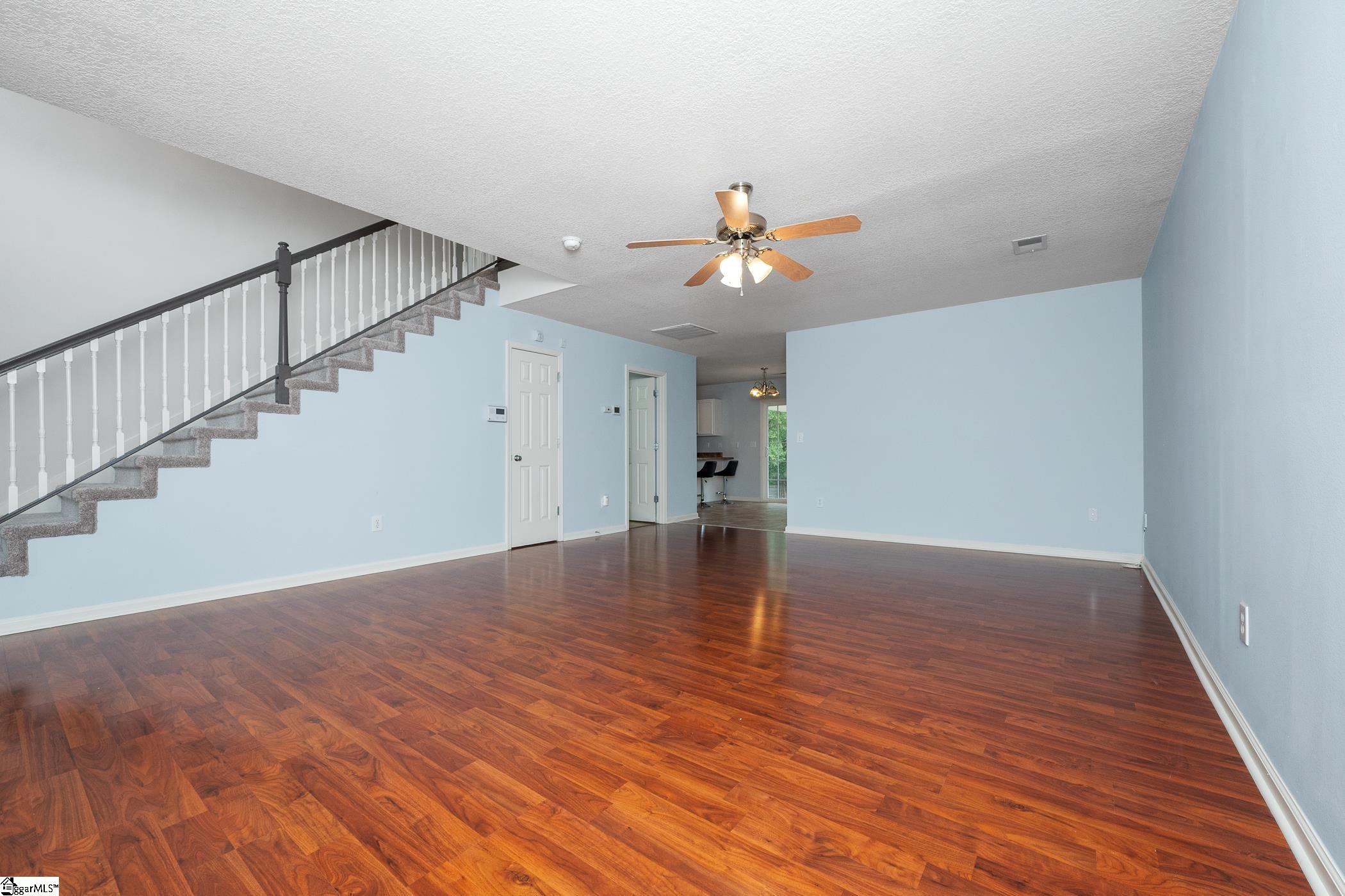 MLS #1569730 image #2