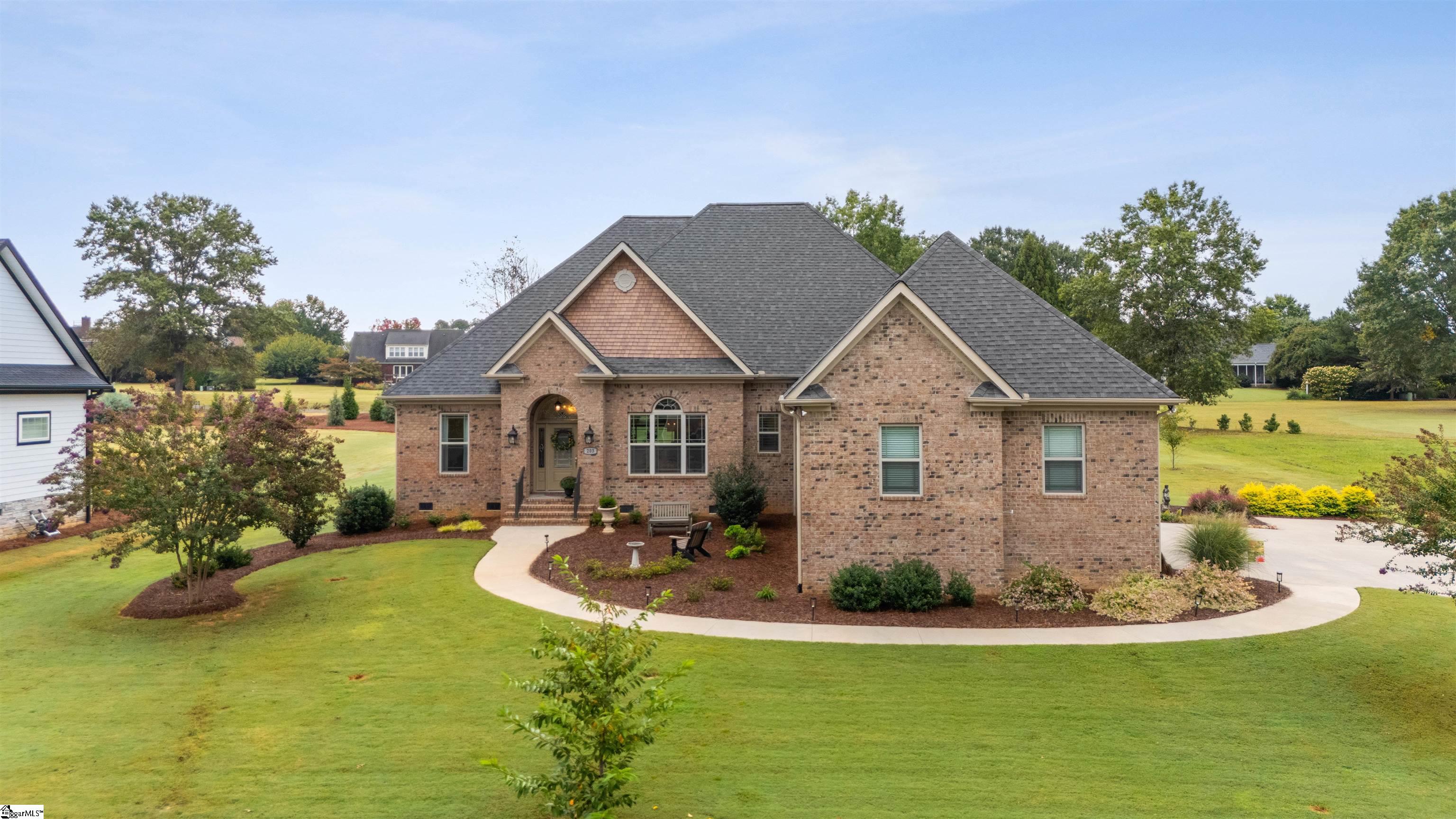 203 Muirfield Drive, Campobello SC 29322