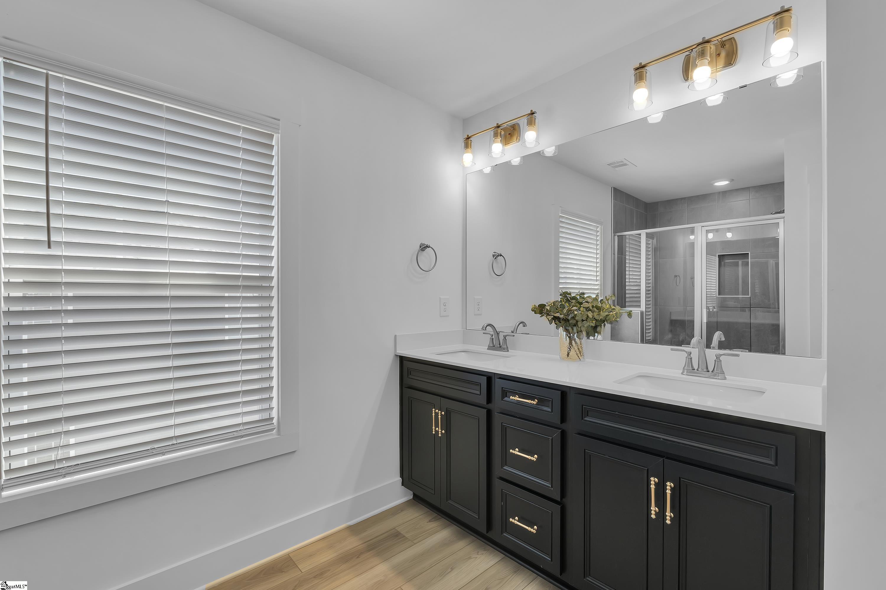 MLS #1569752 image #23