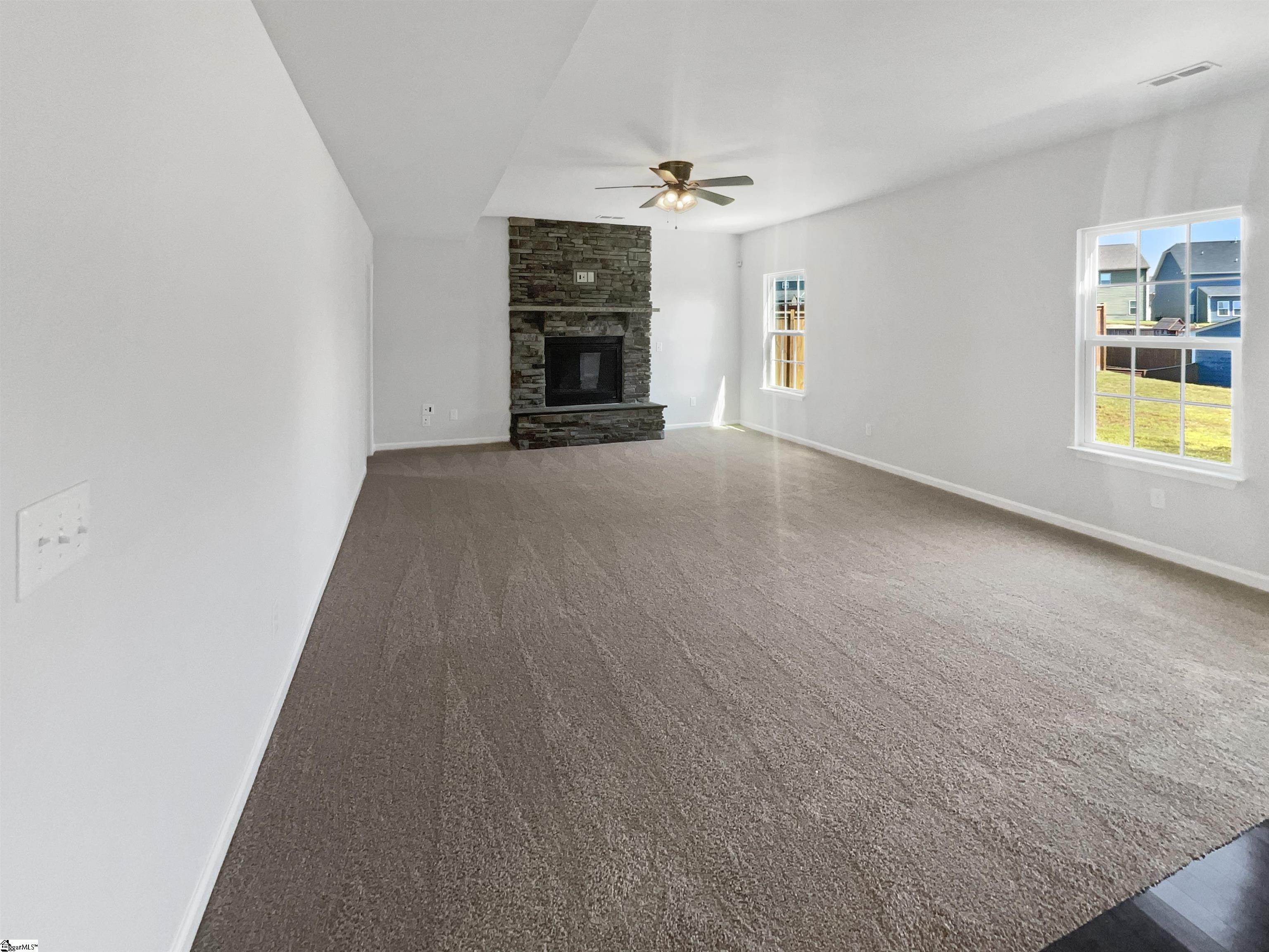 MLS #1569766 image #2