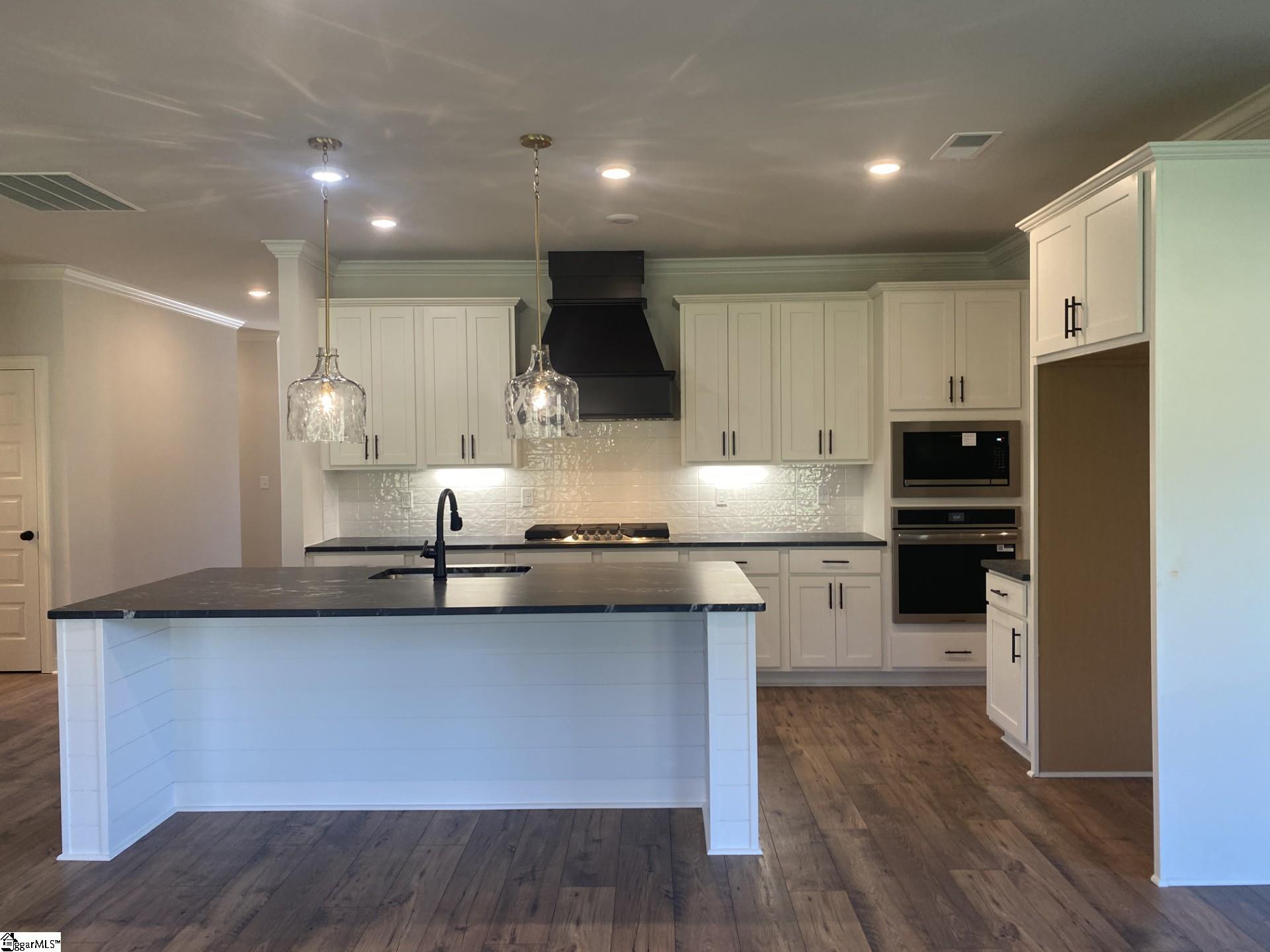 MLS #1569767 image #32