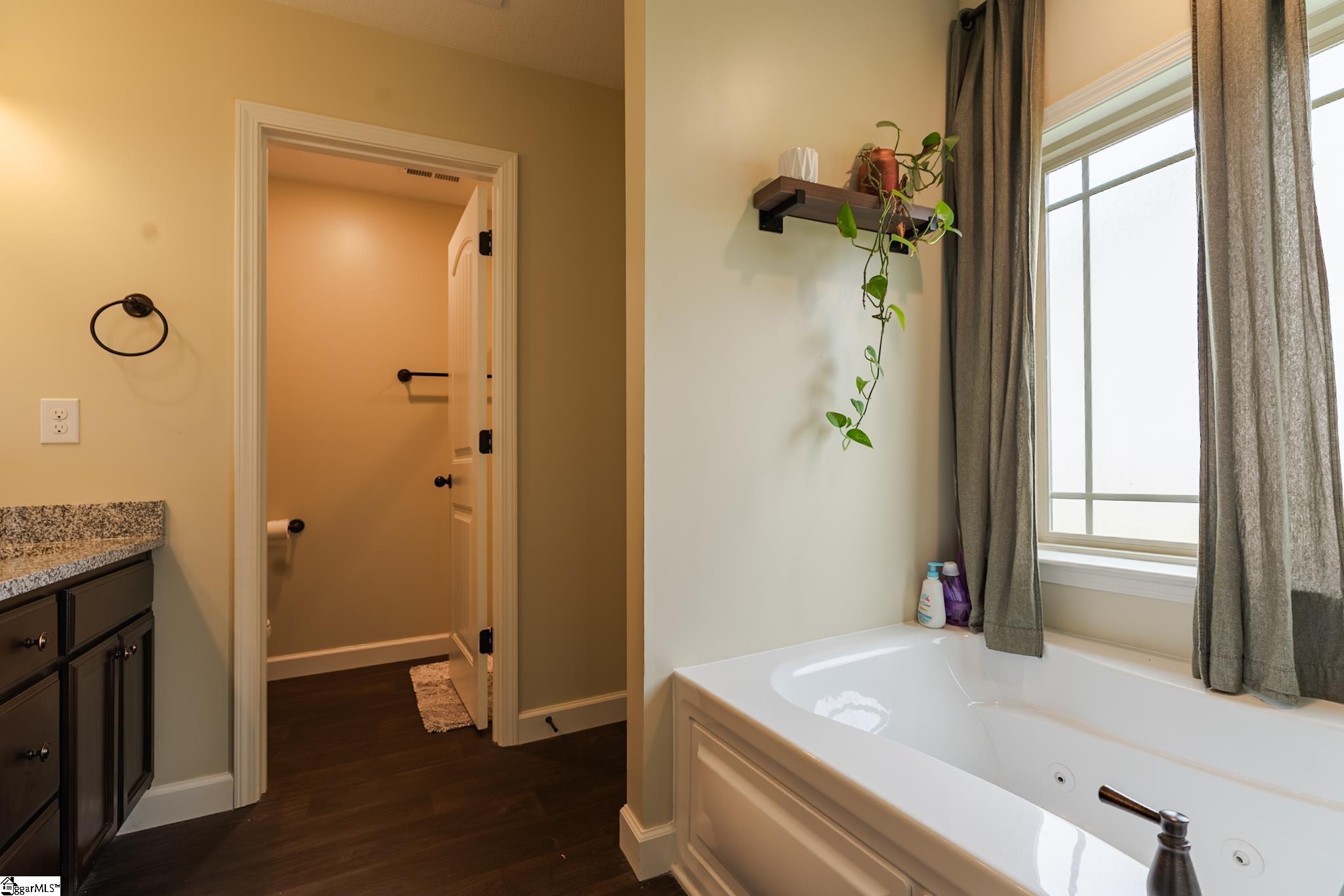 MLS #1569779 image #11