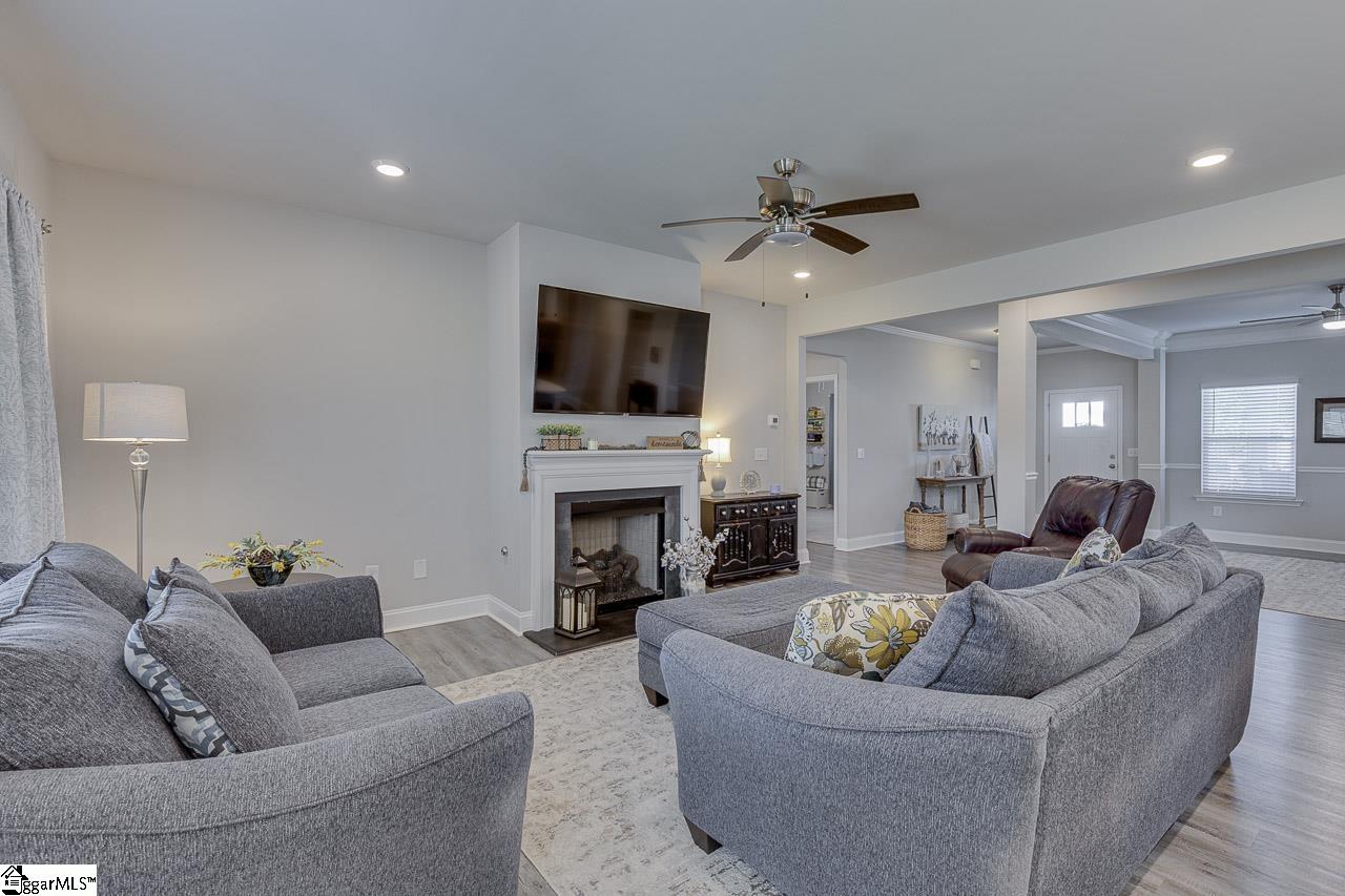 MLS #1569828 image #11